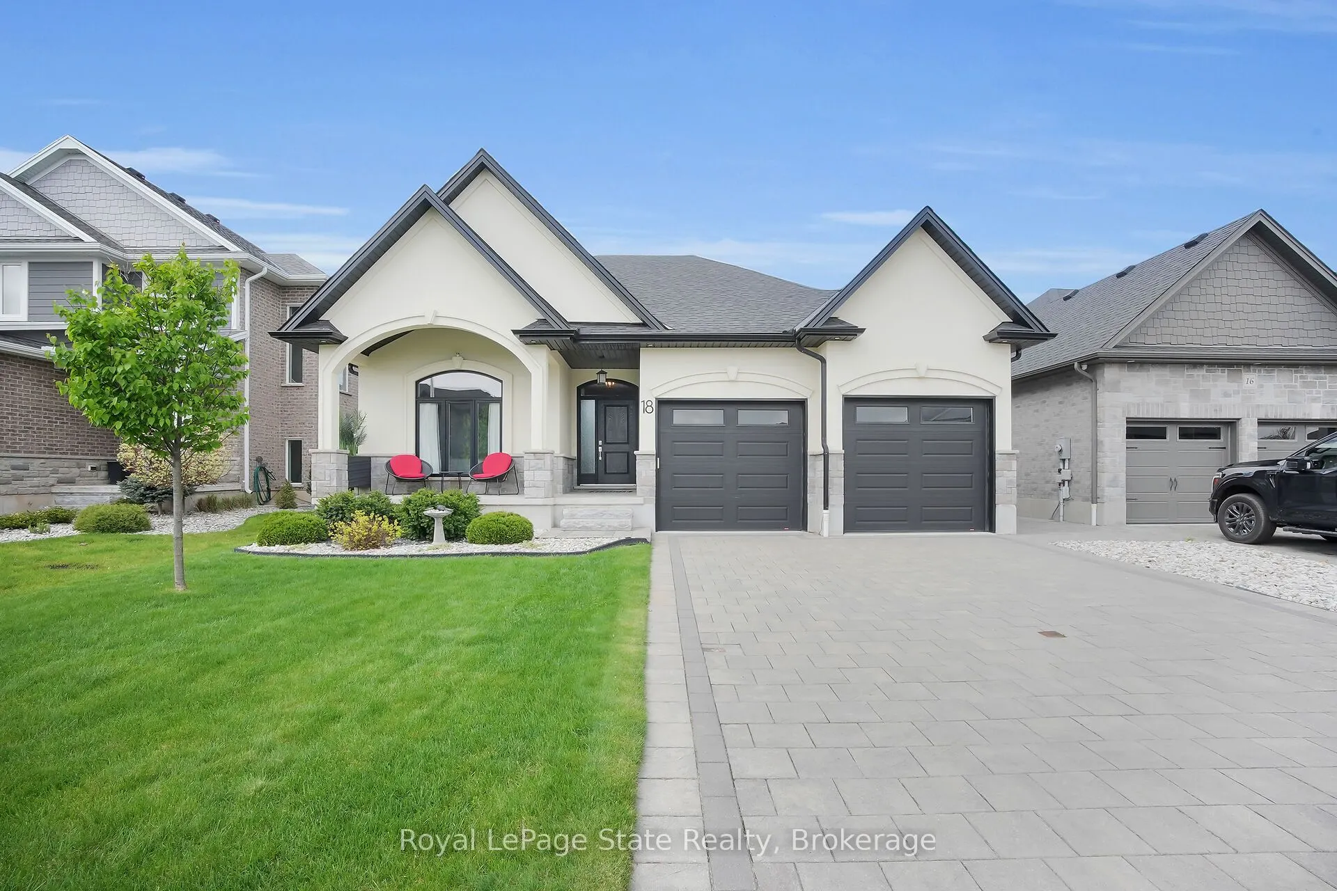 18 Kemp Crescent
