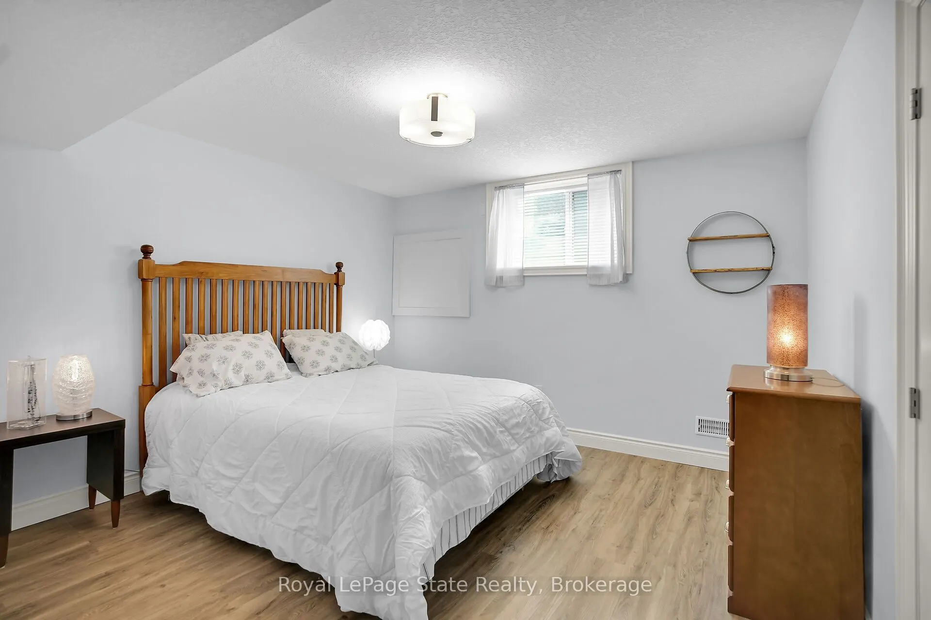 18 Kemp Crescent
