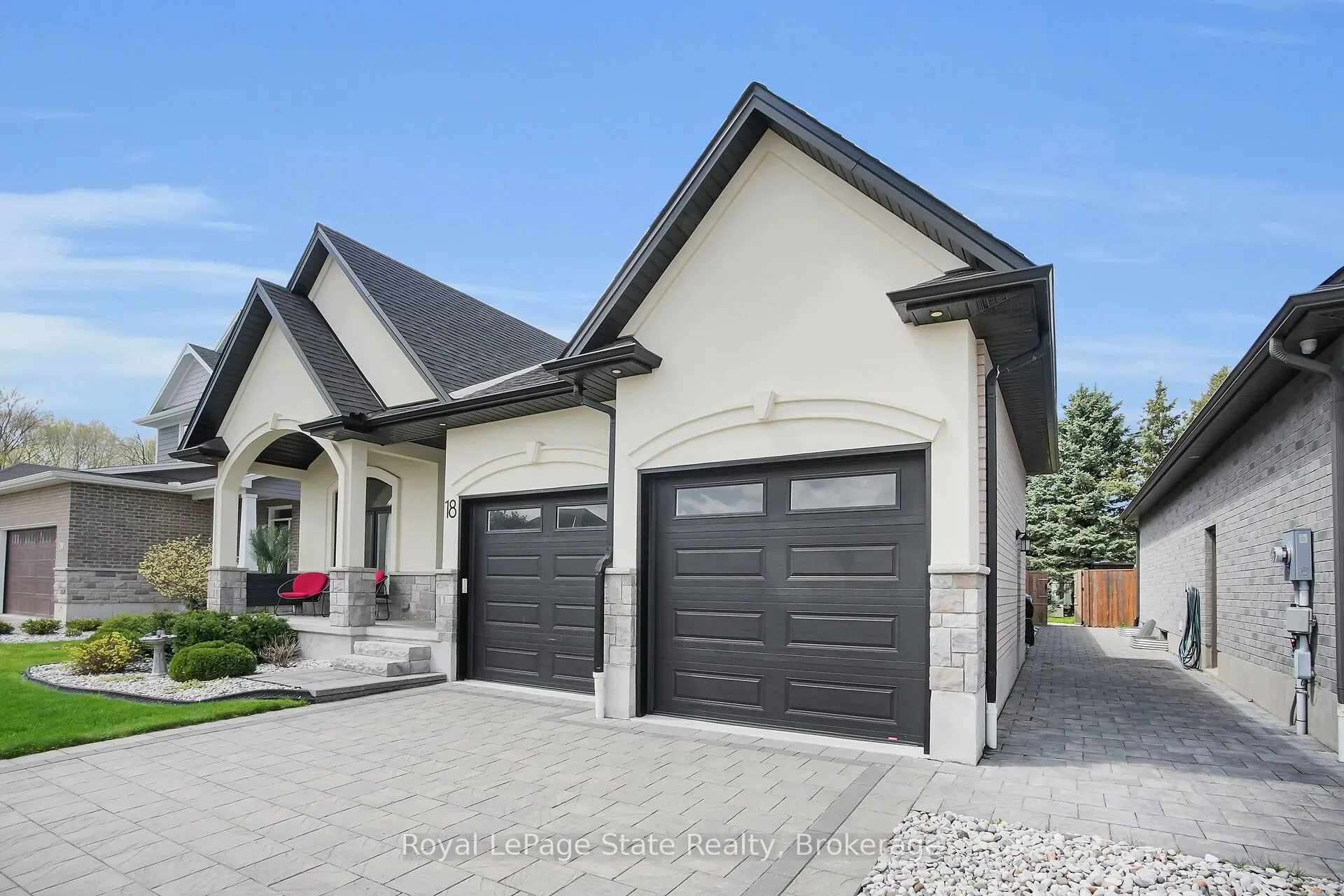 18 Kemp Crescent