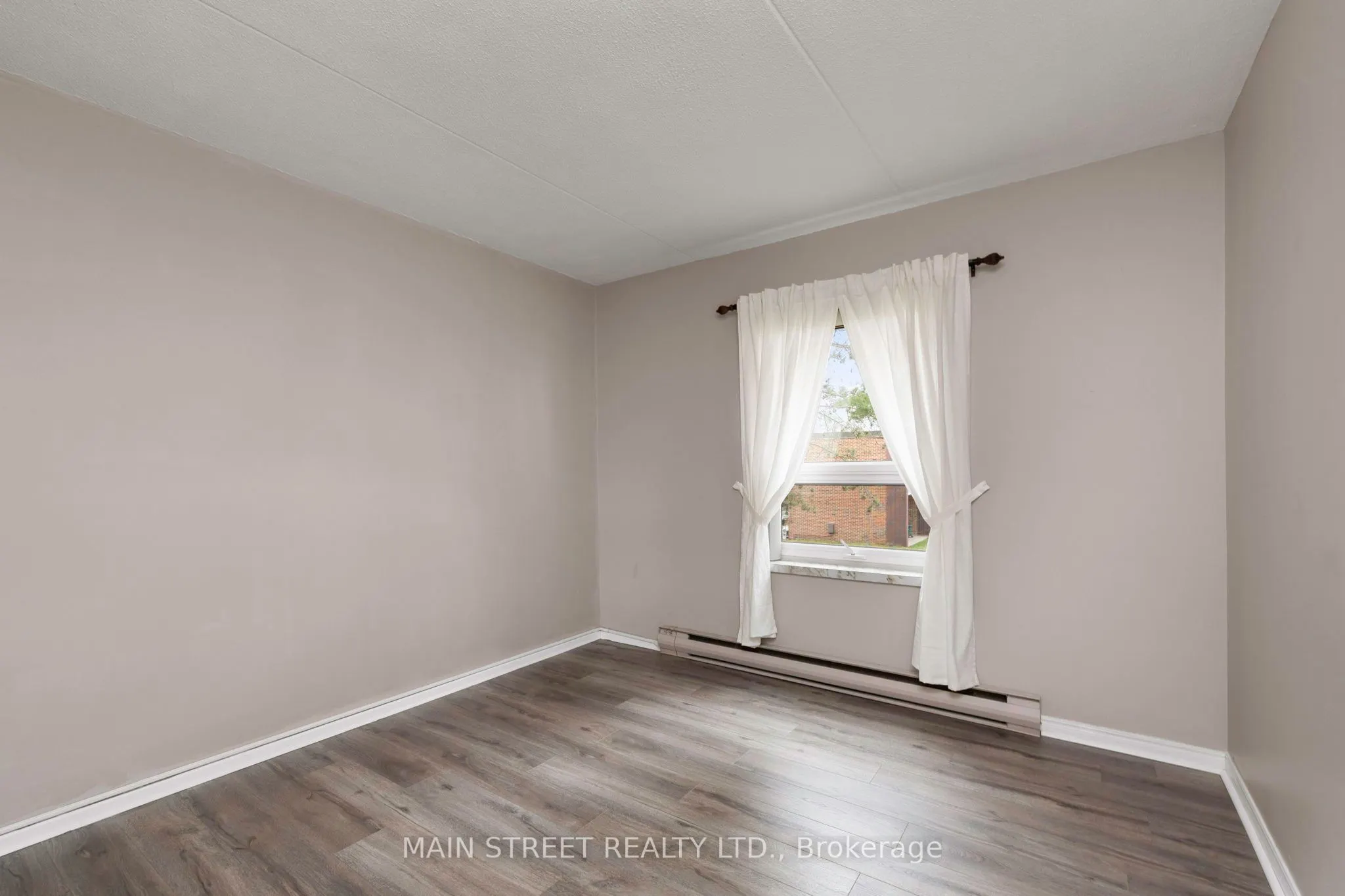200 Beaconview Heights, #203