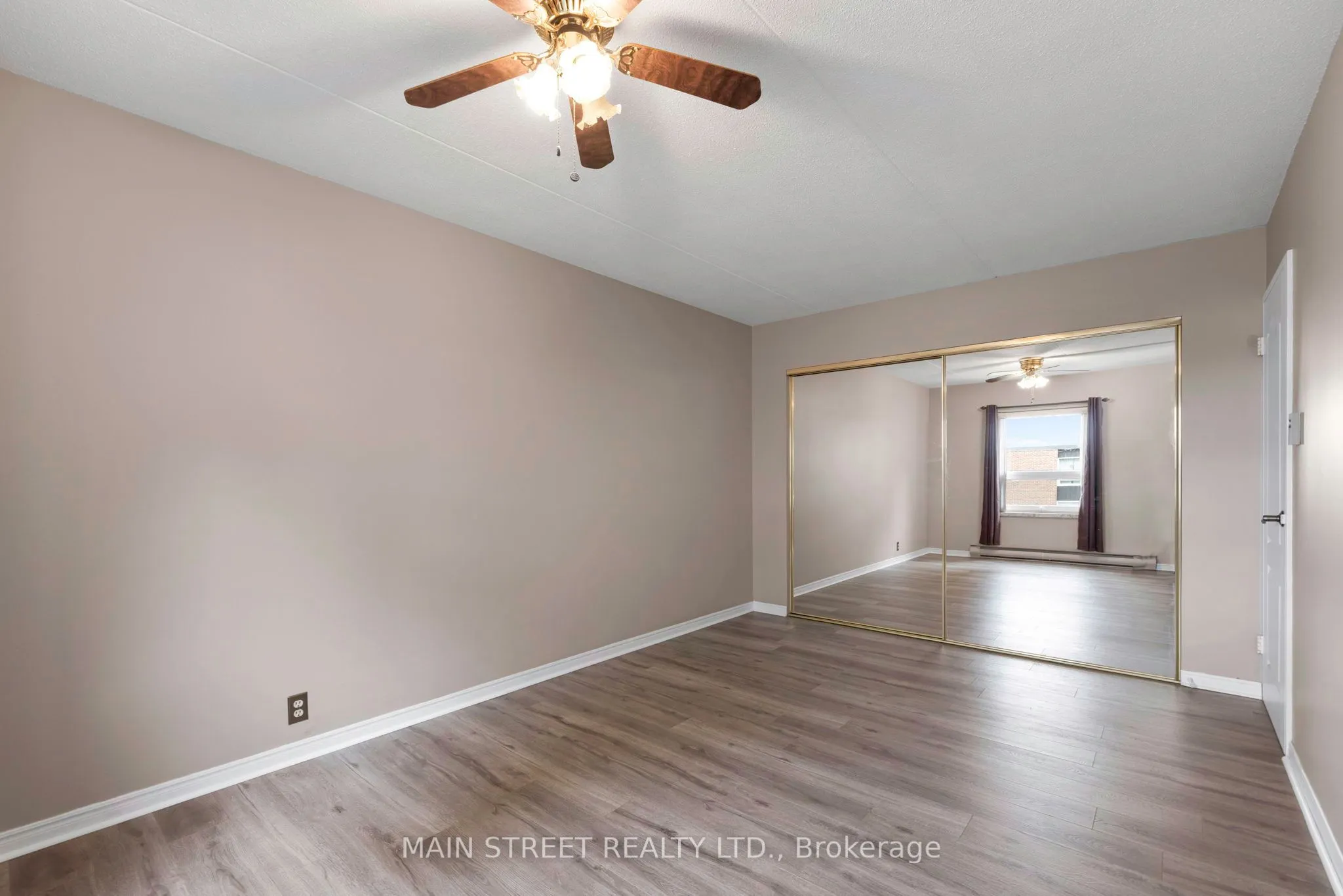 200 Beaconview Heights, #203