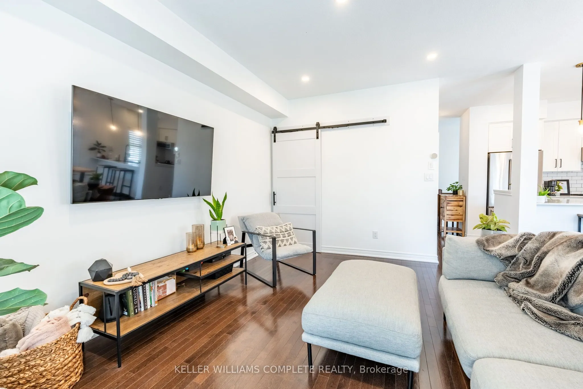 257 Parkside Drive, #40