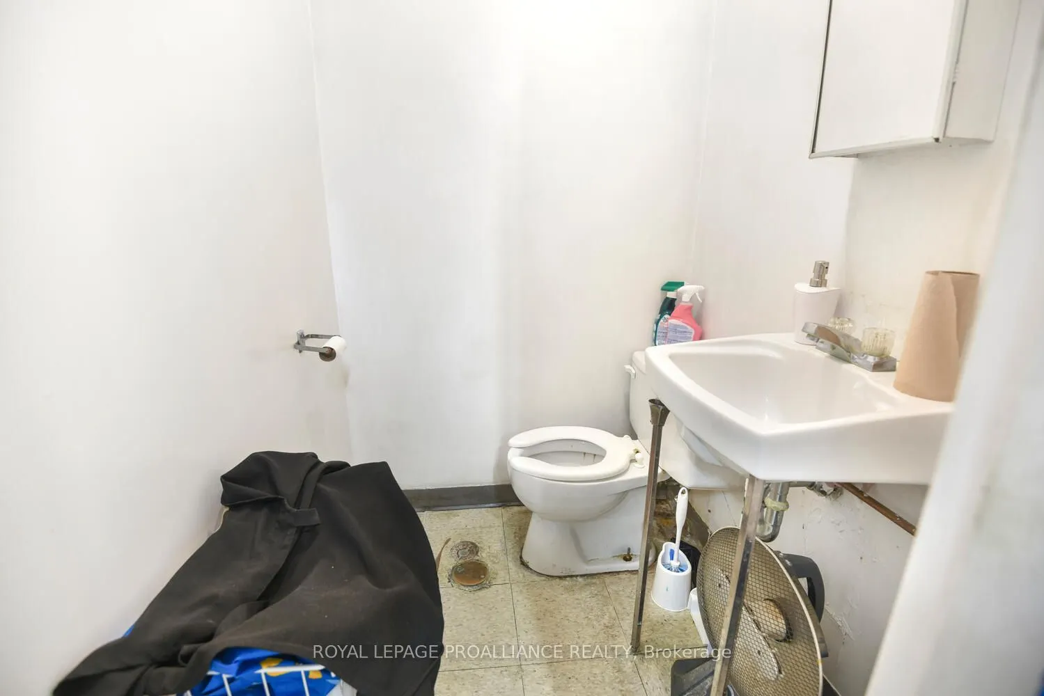 1275 KENSINGTON Parkway, #6
