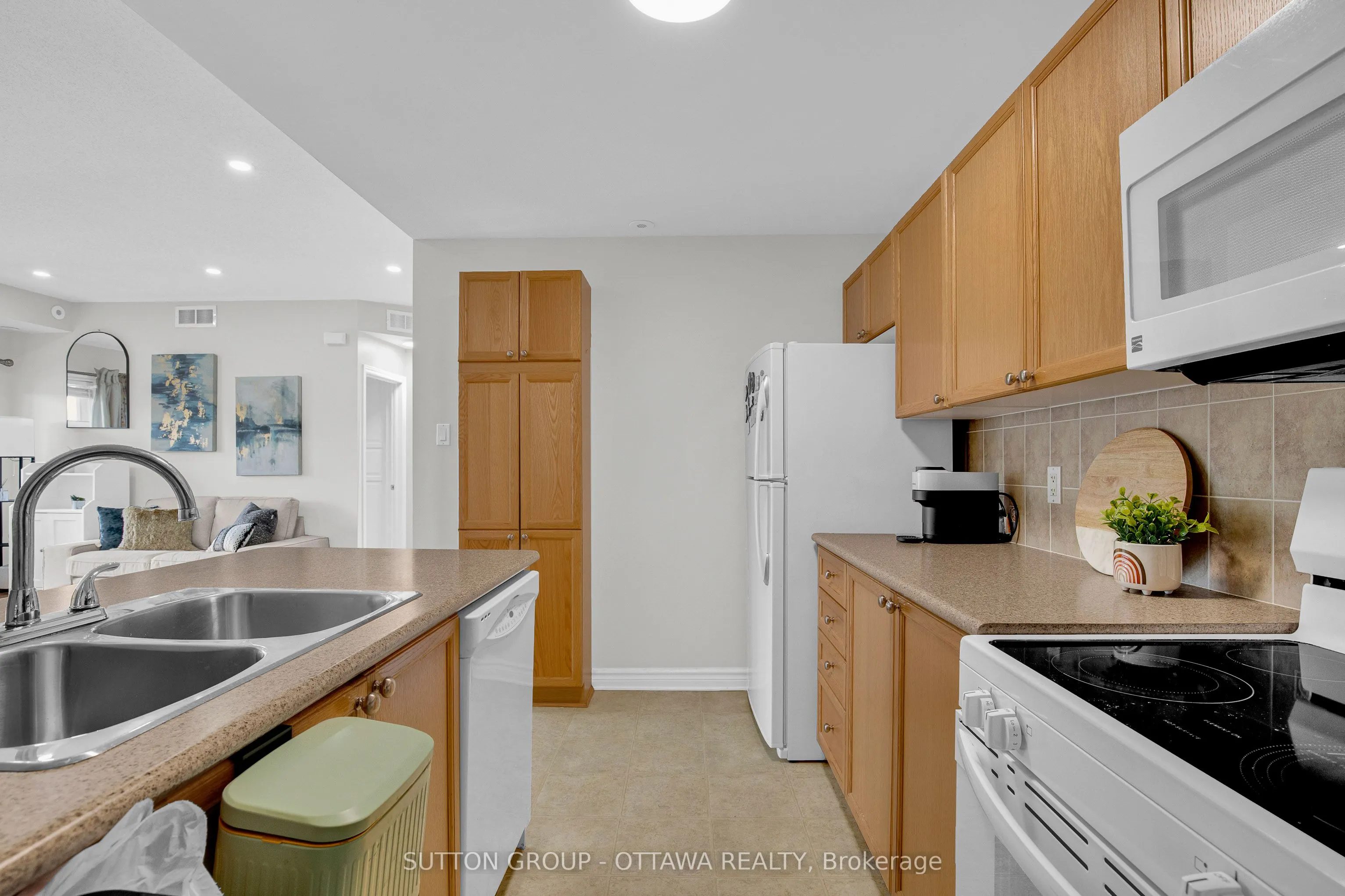 241 Crestway Drive, #F