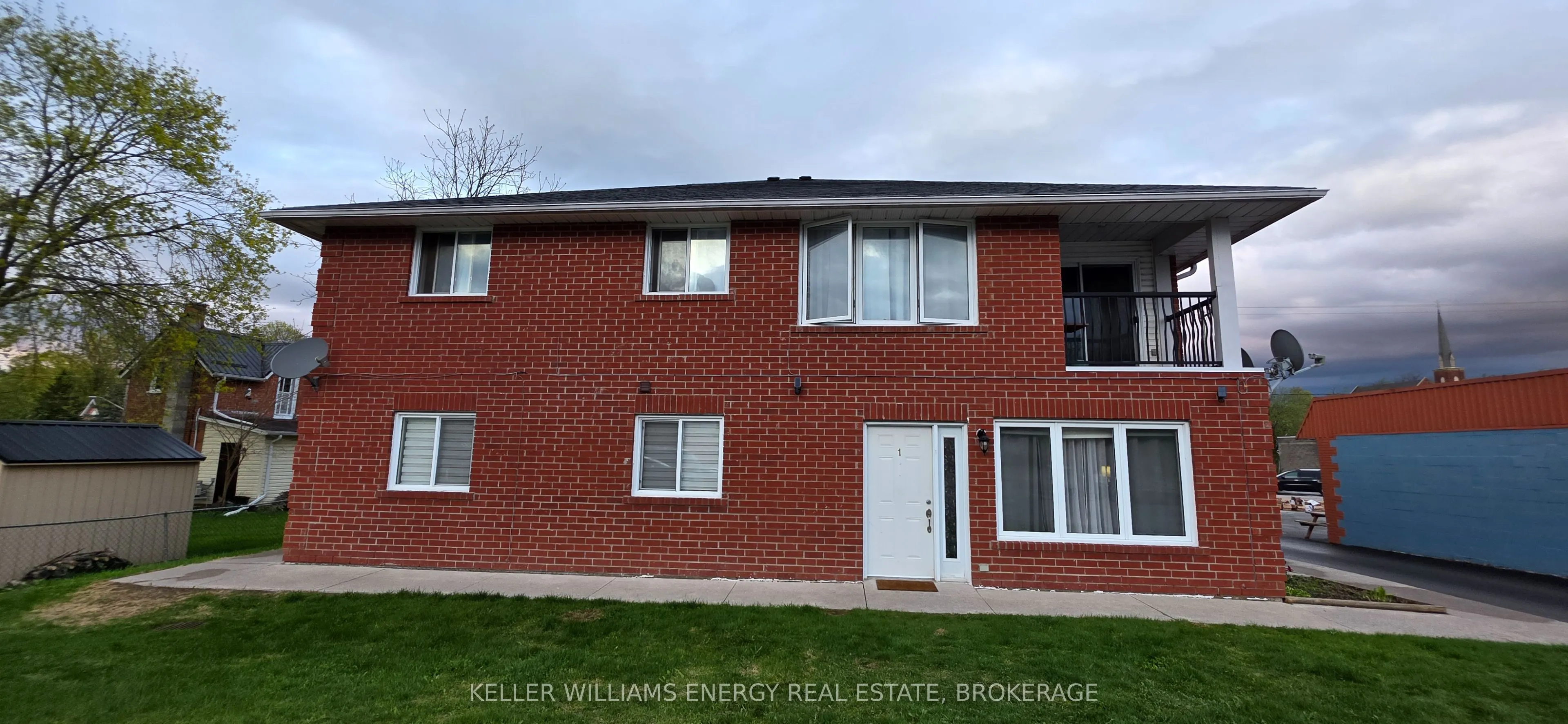 20 Doxsee Avenue N