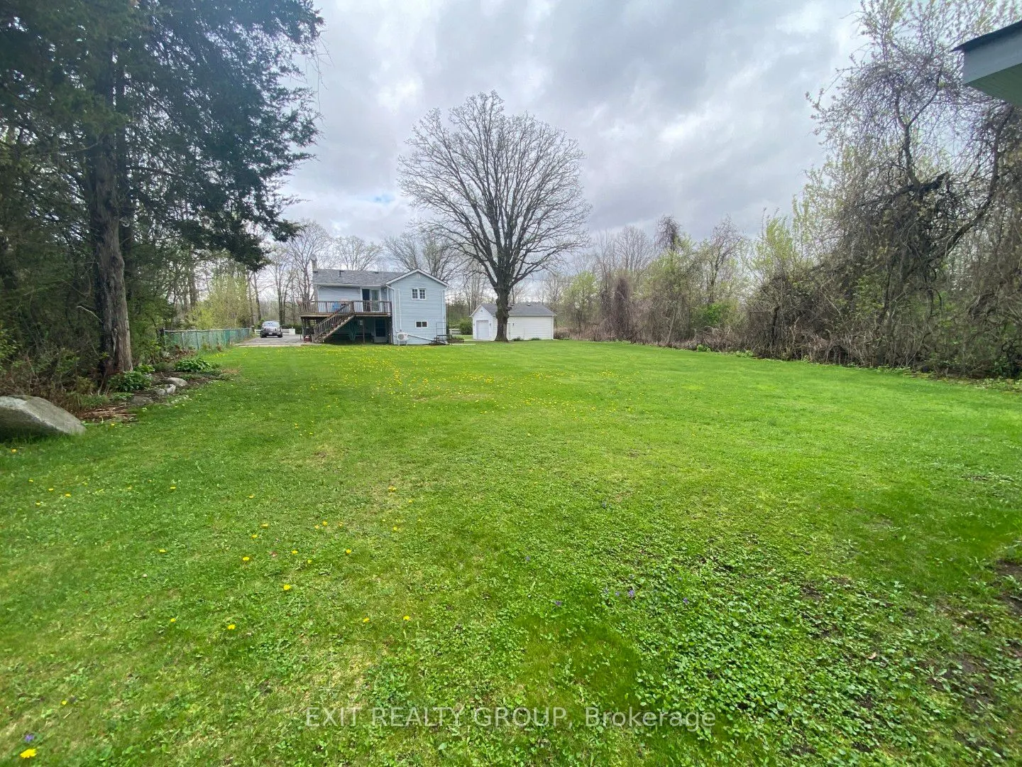 87 Bernard Long Road