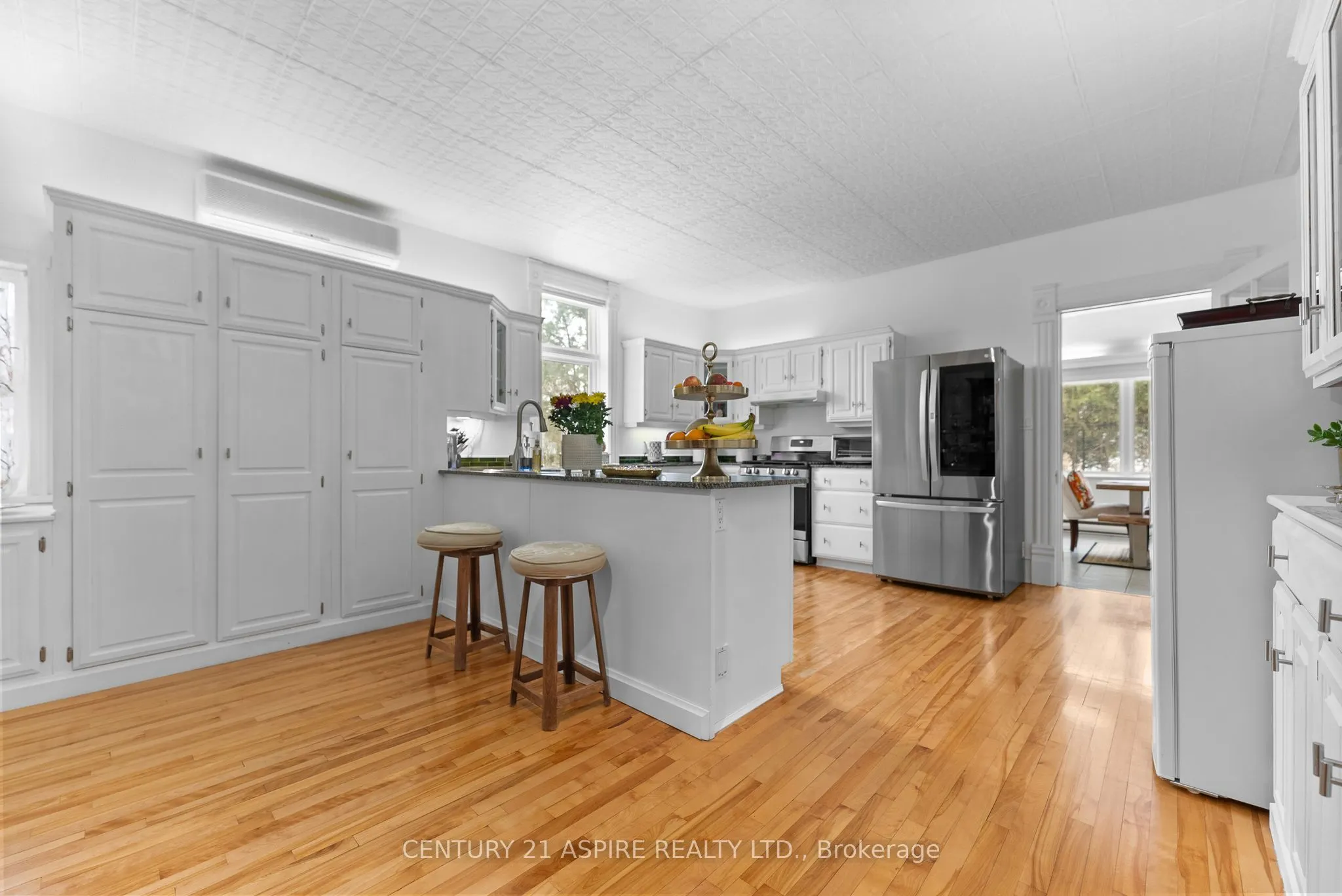 307 Maple Avenue