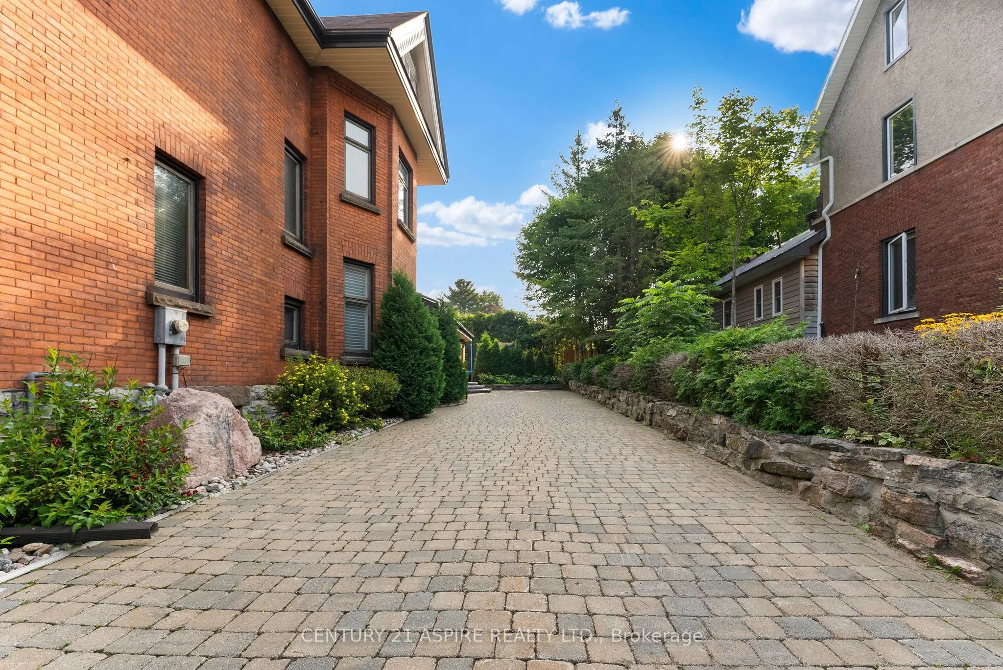 307 Maple Avenue