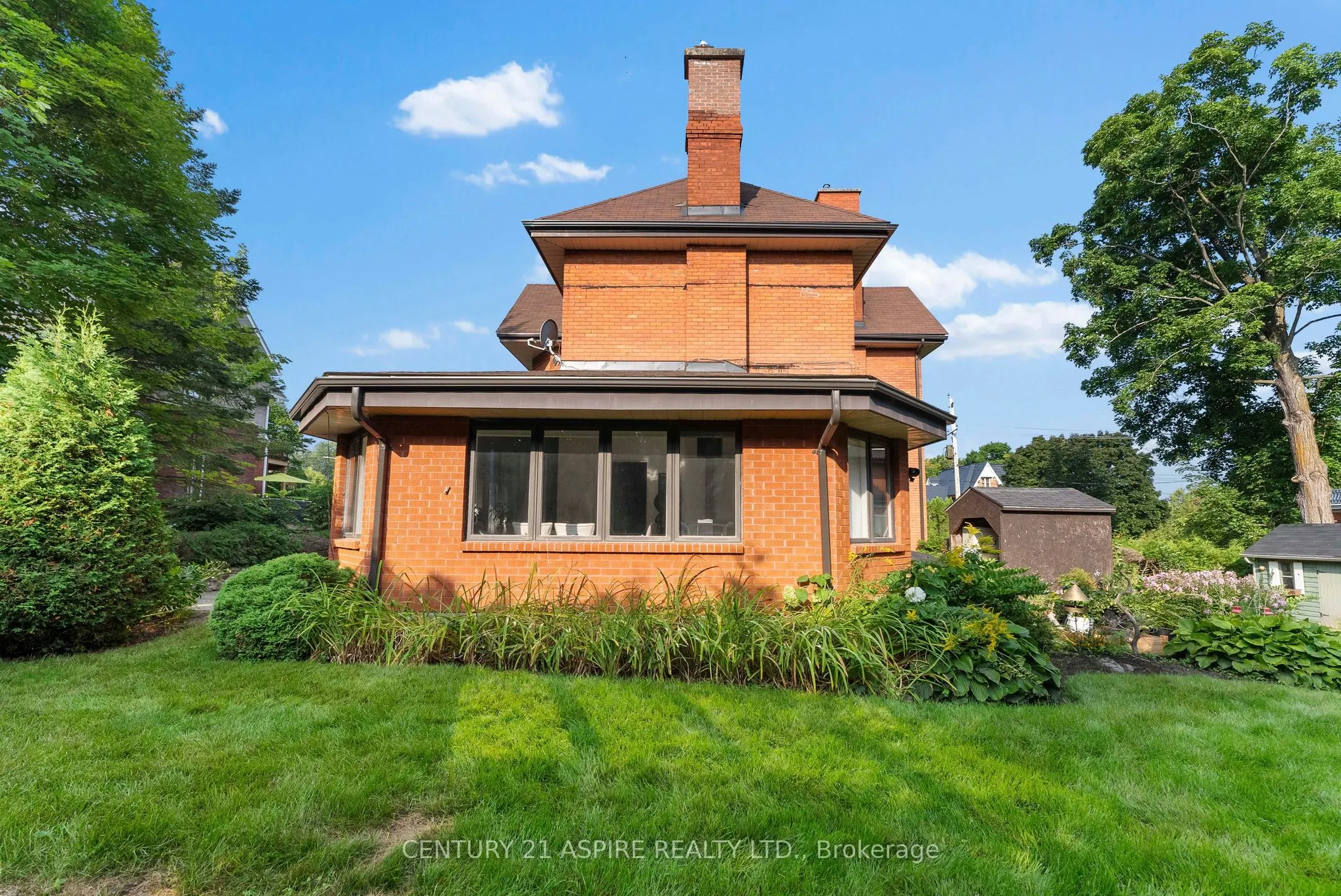 307 Maple Avenue