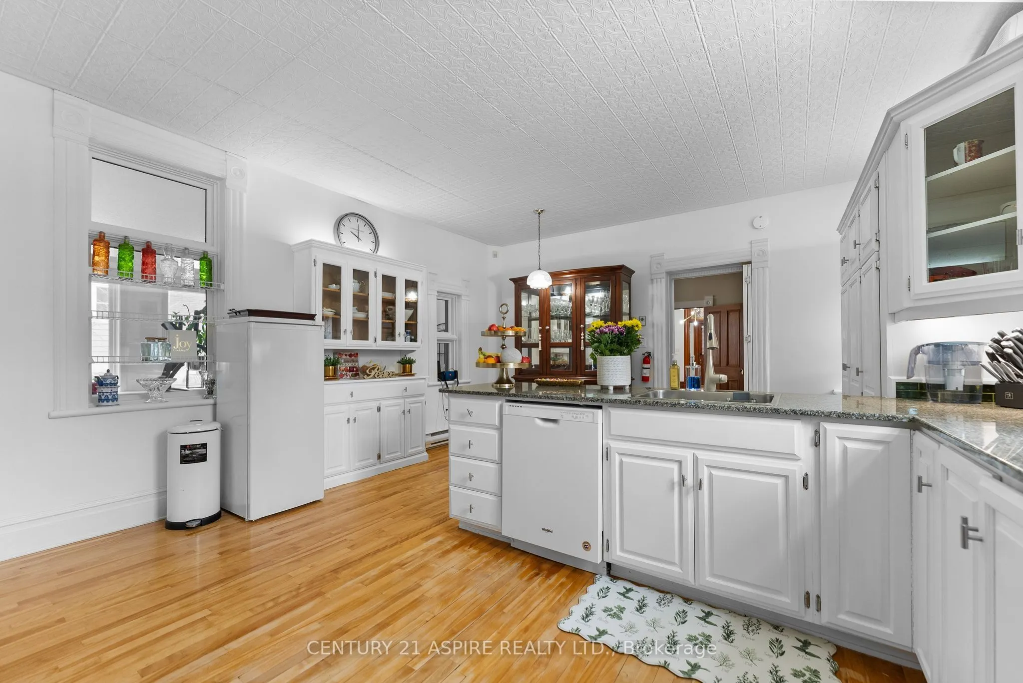 307 Maple Avenue