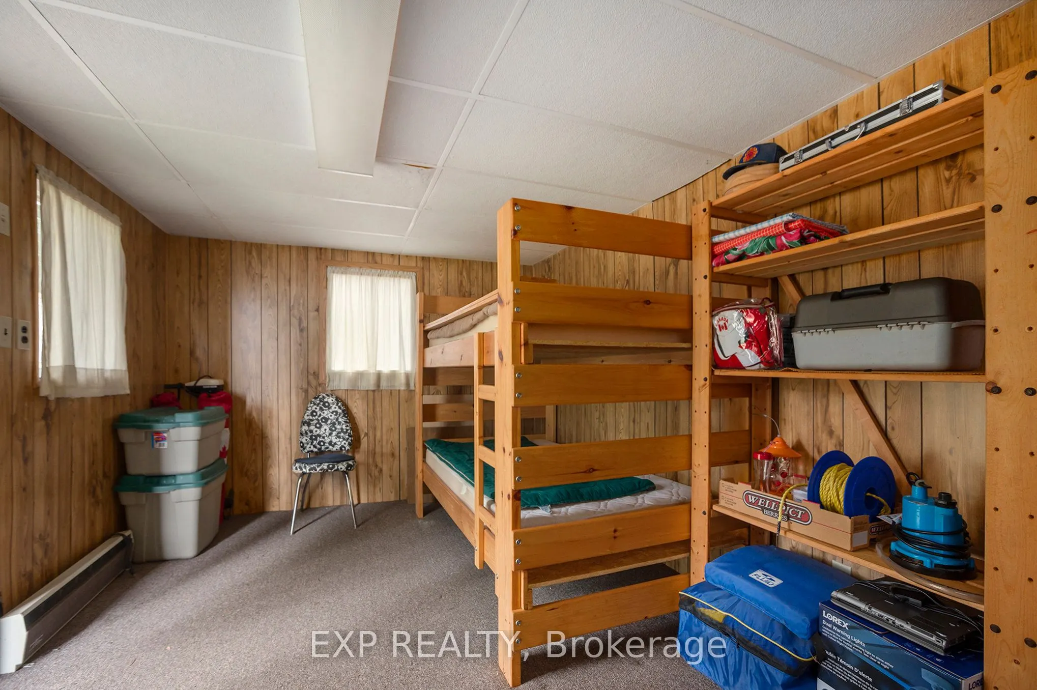 544 Lakeshore Road