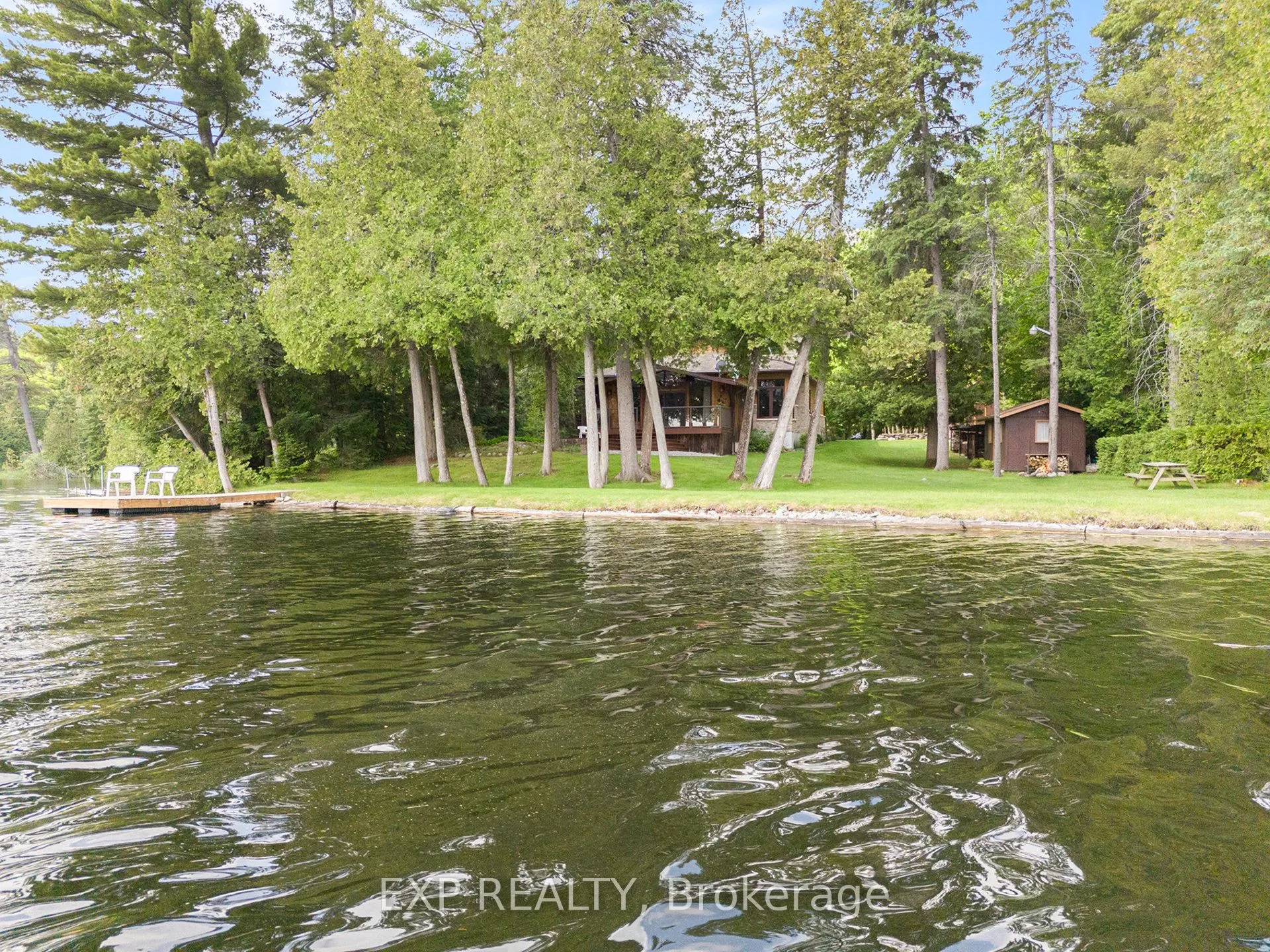 544 Lakeshore Road