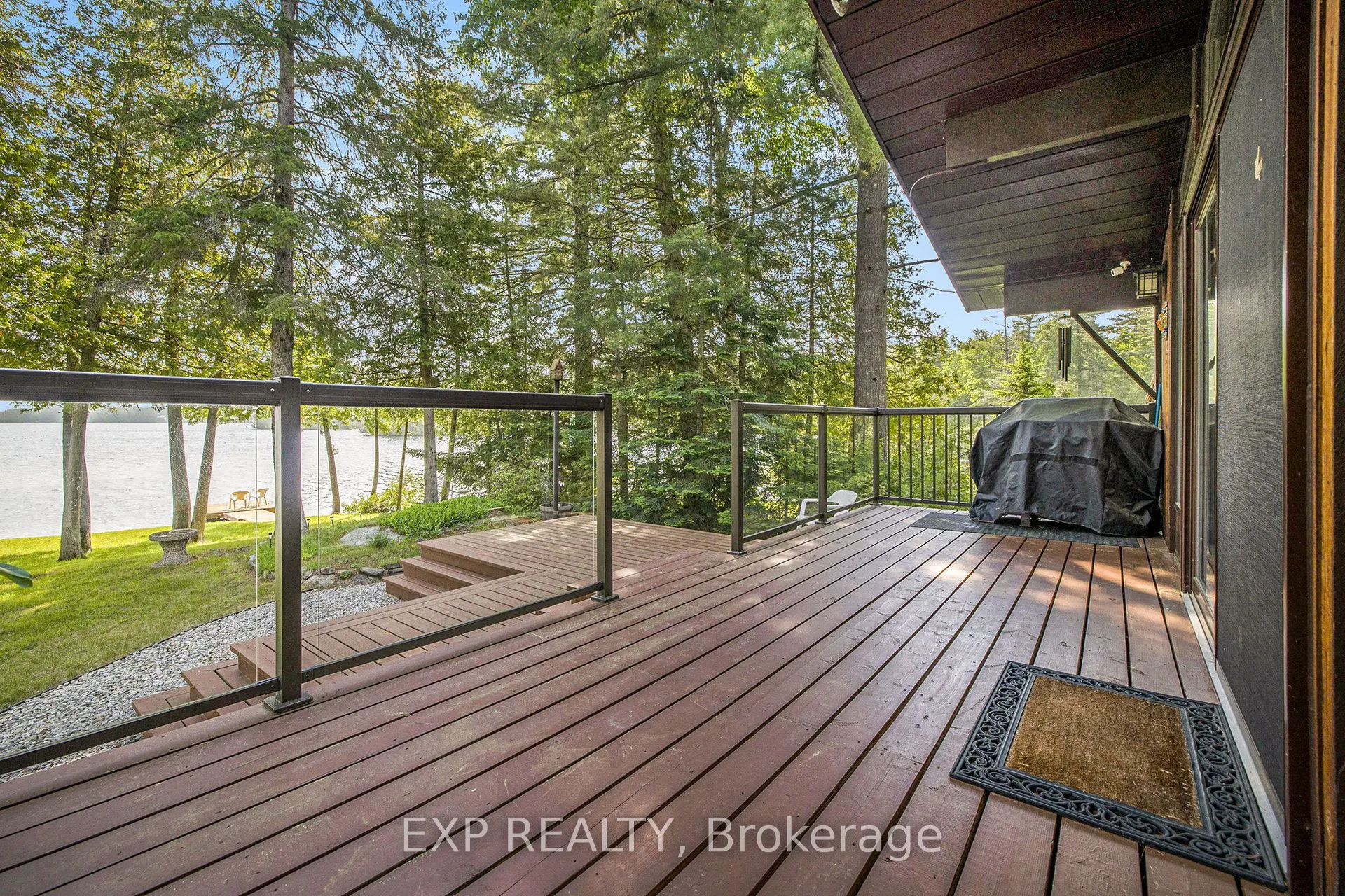 544 Lakeshore Road