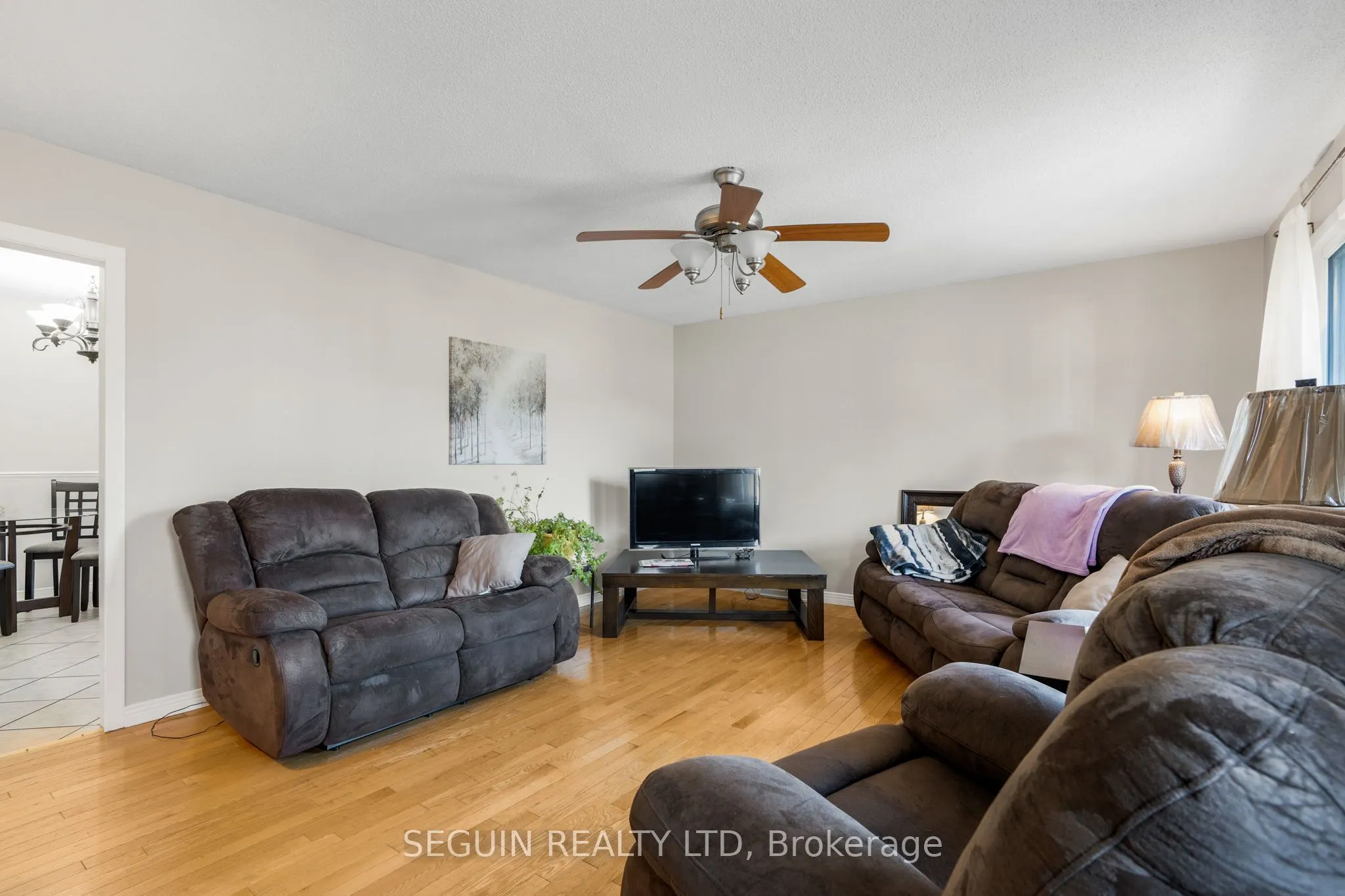 460 Theriault Street