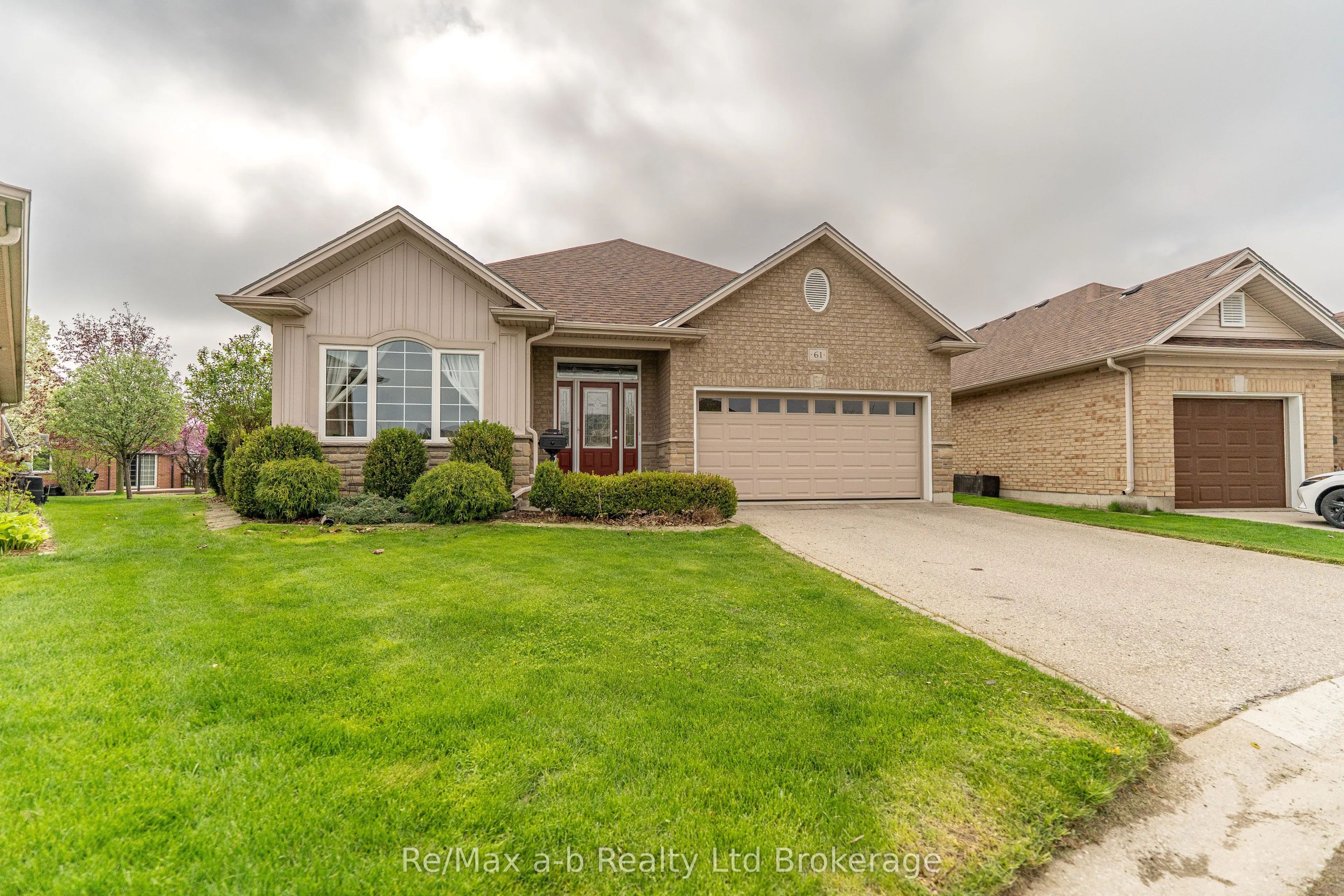 61 Jones Crescent