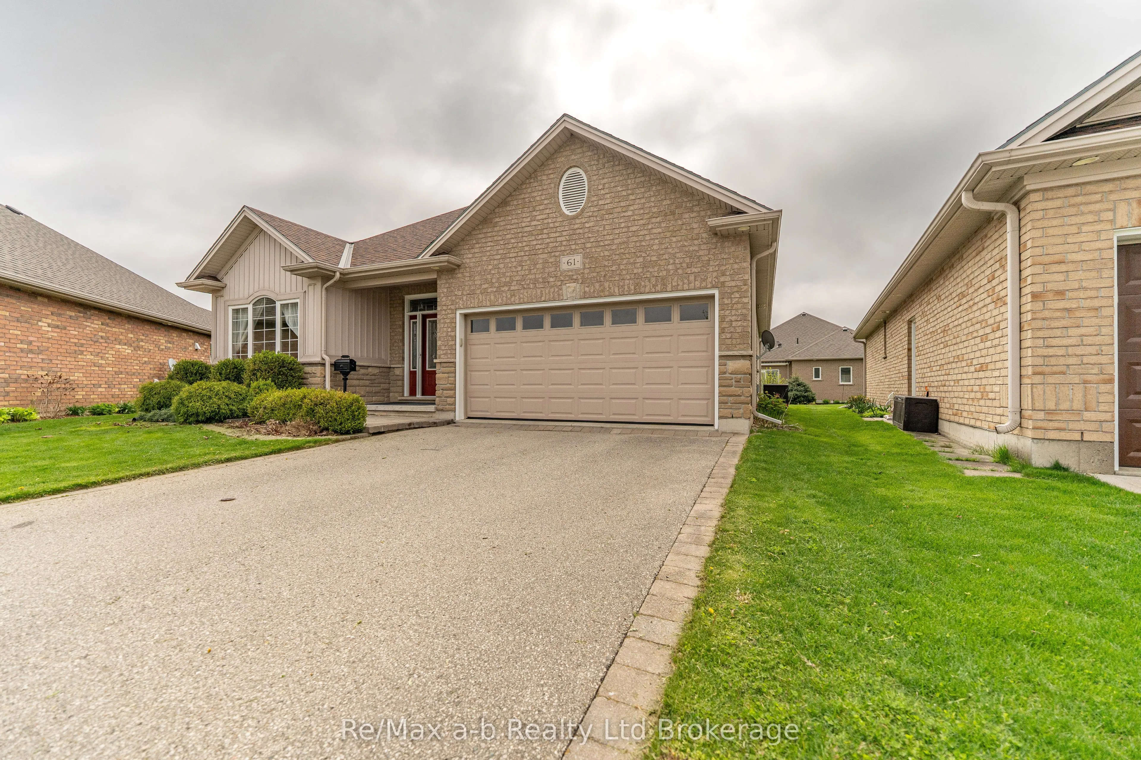 61 Jones Crescent