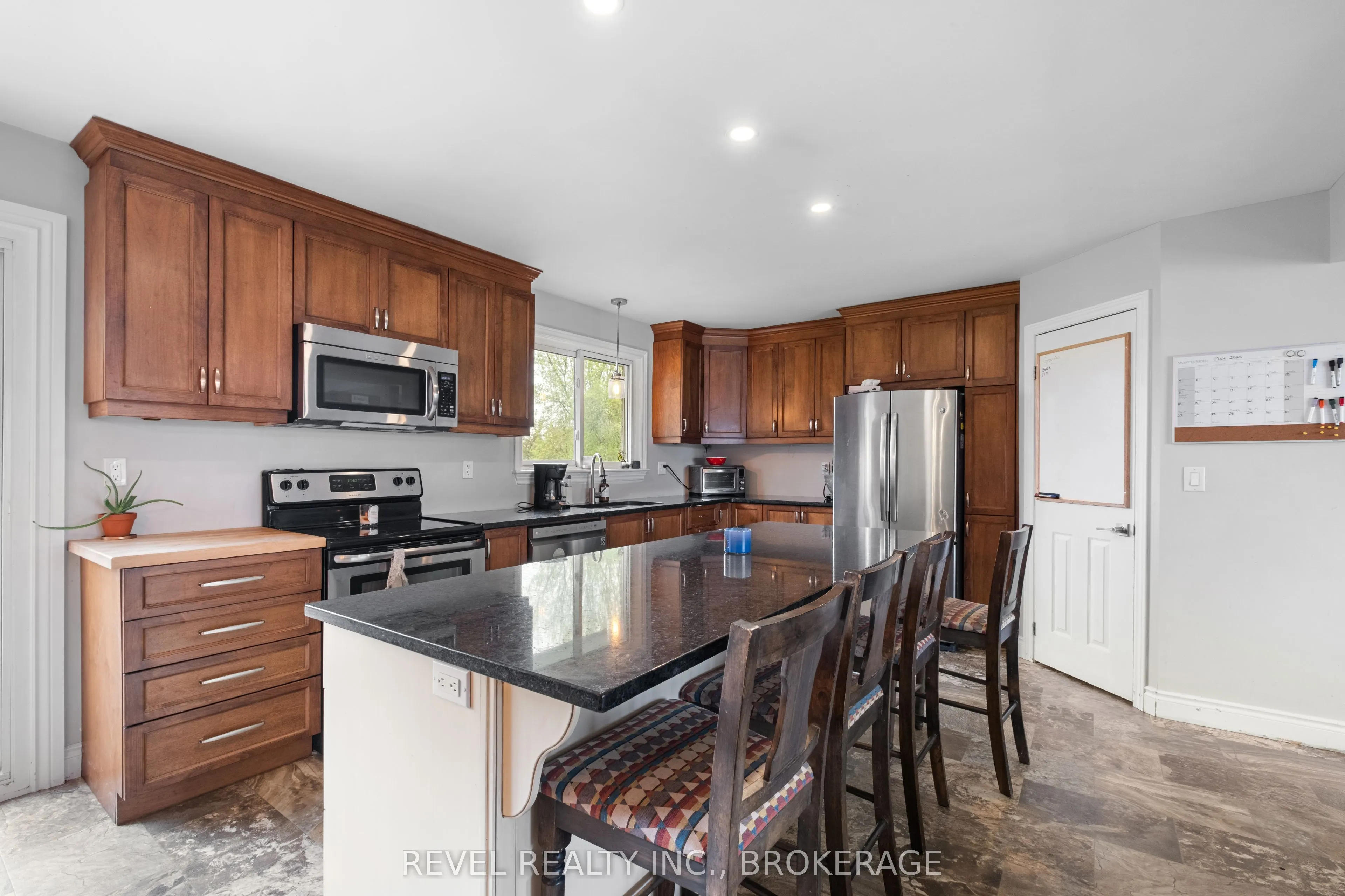 1355 Sunnyside Road