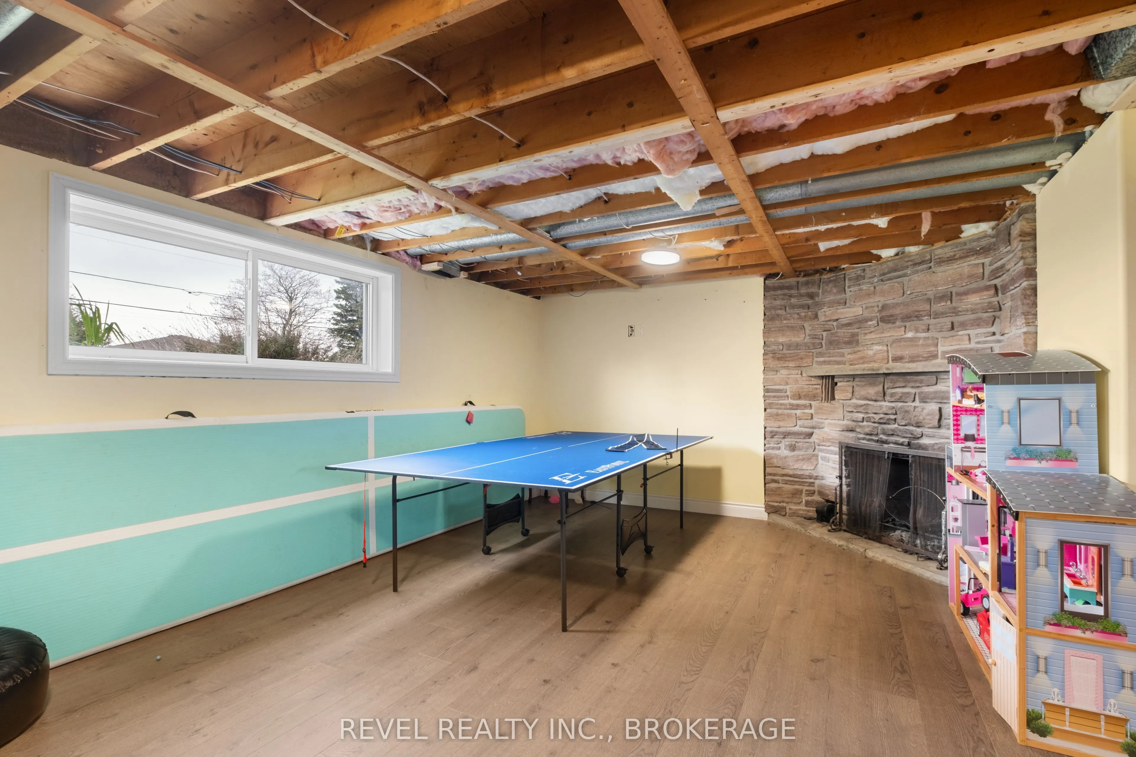 1355 Sunnyside Road