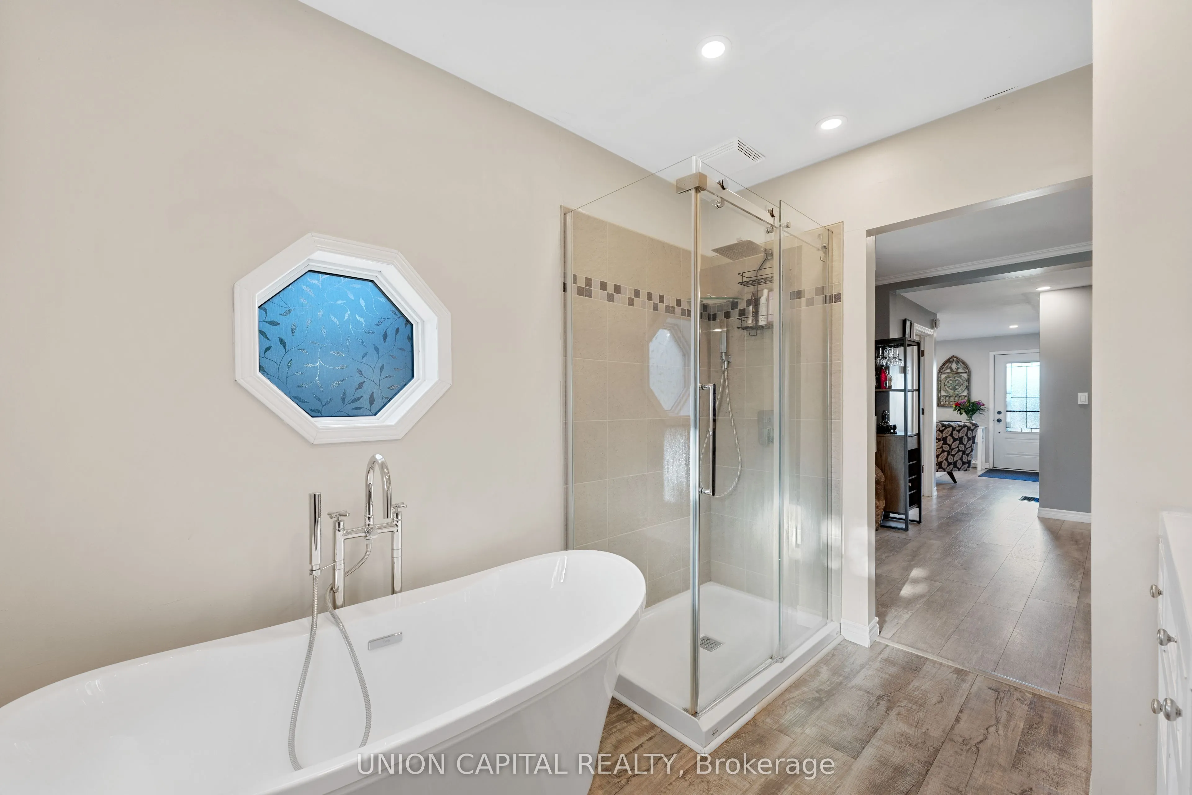 5193 Cook Road, #215
