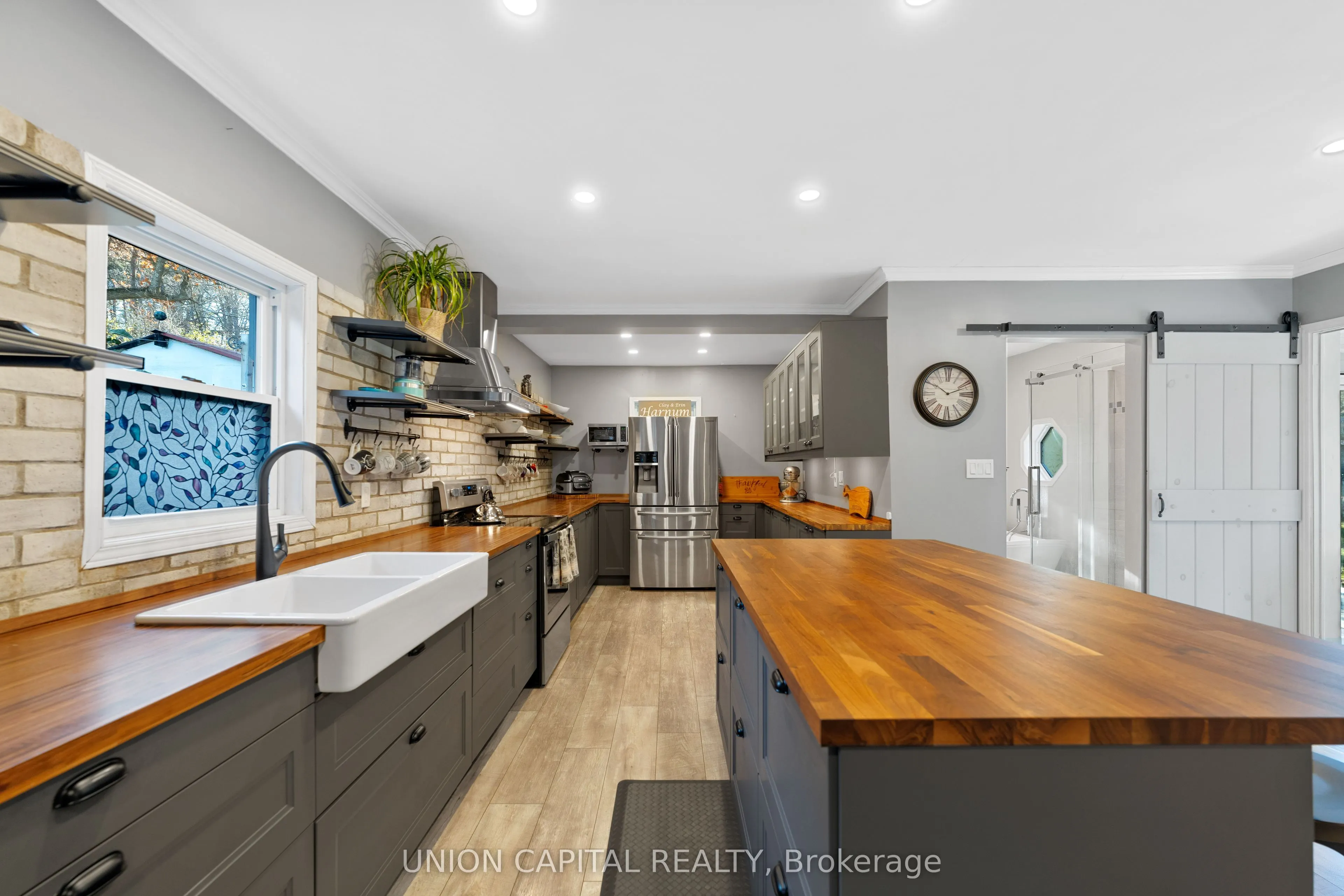 5193 Cook Road, #215