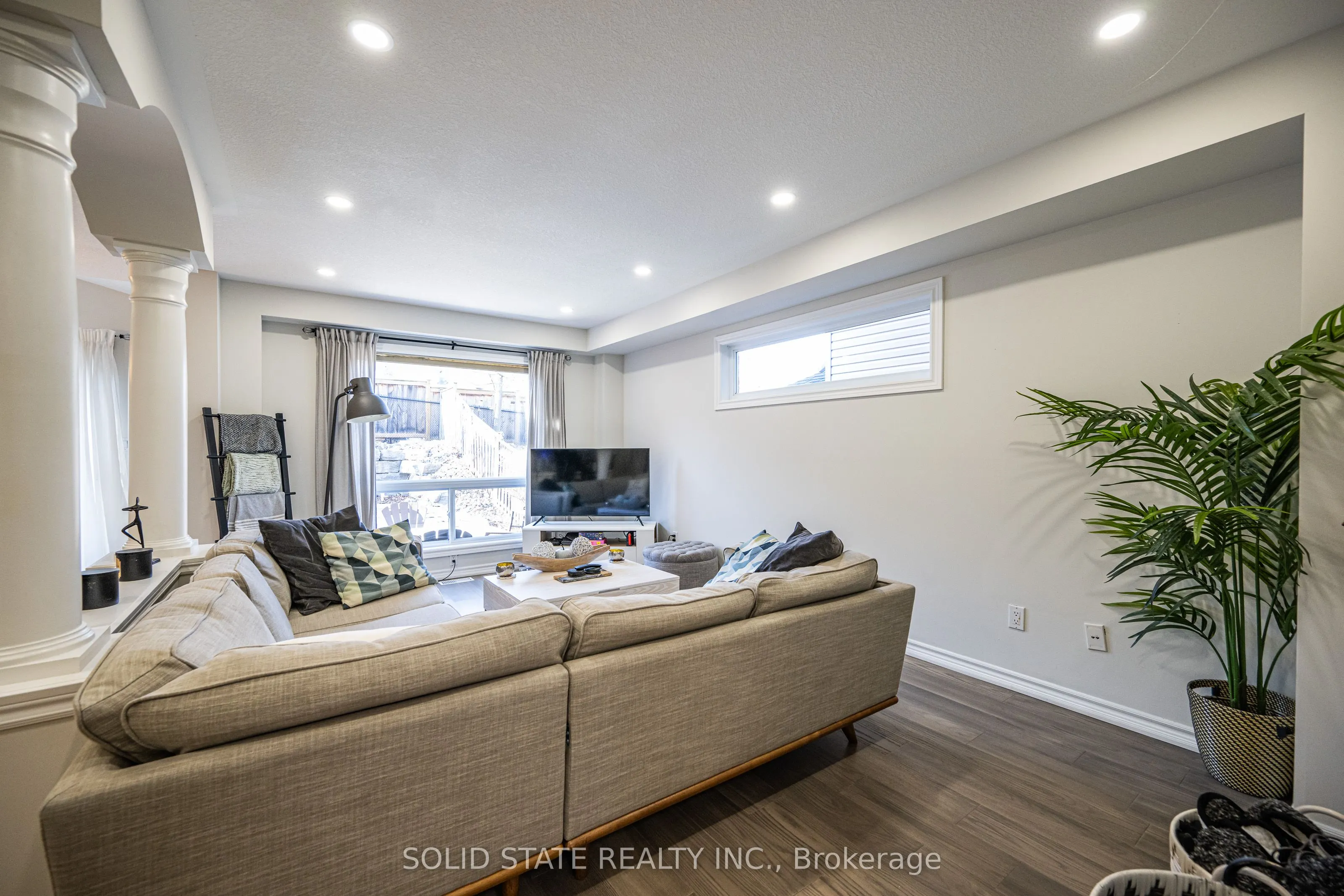 17 Darnell Road