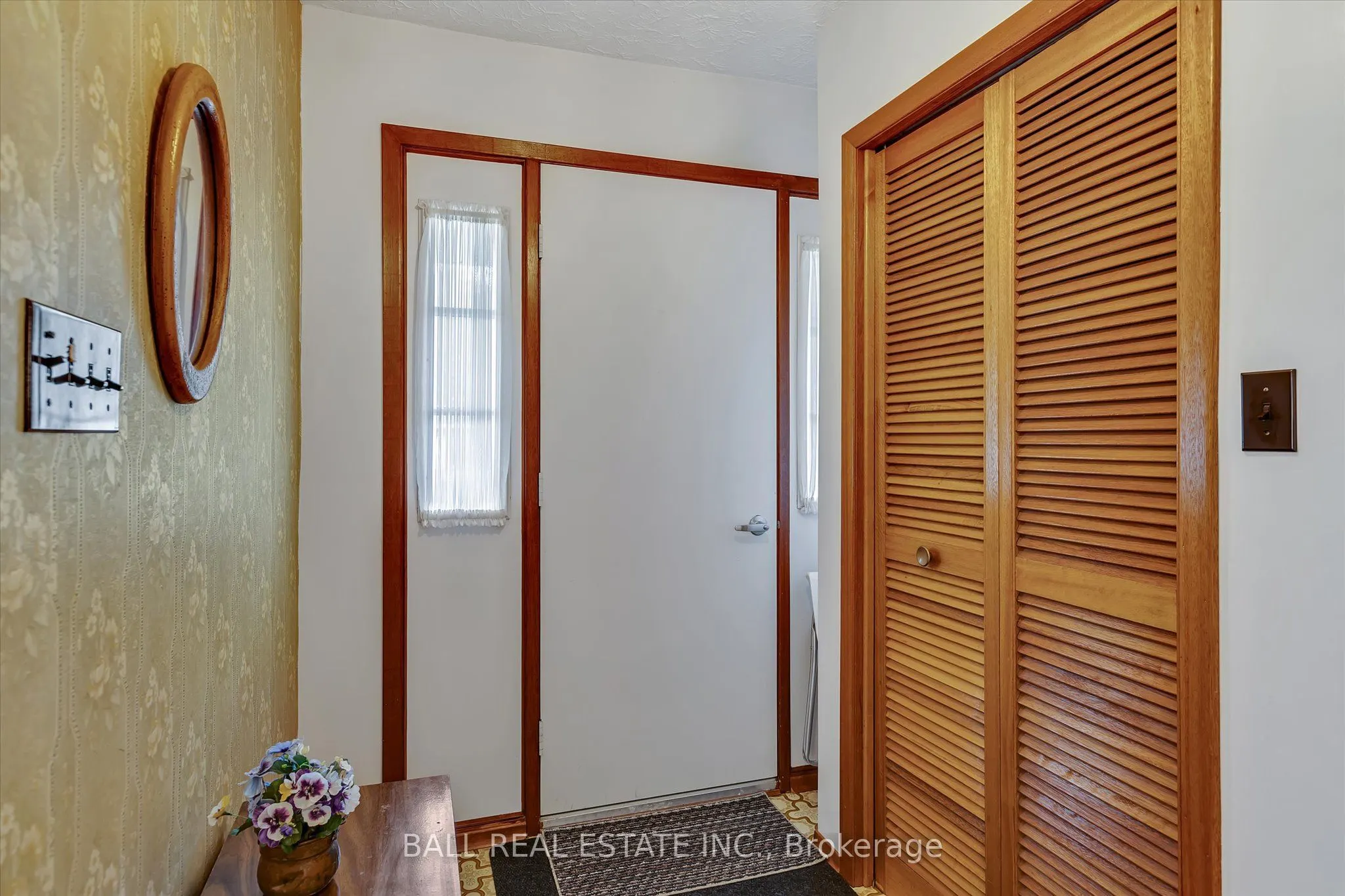 37 County Rd 40 N