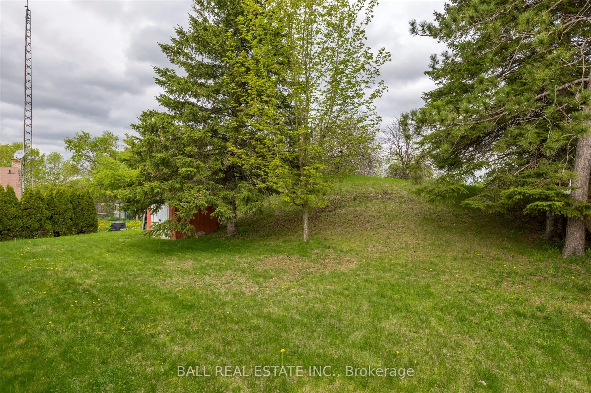 37 County Rd 40 N