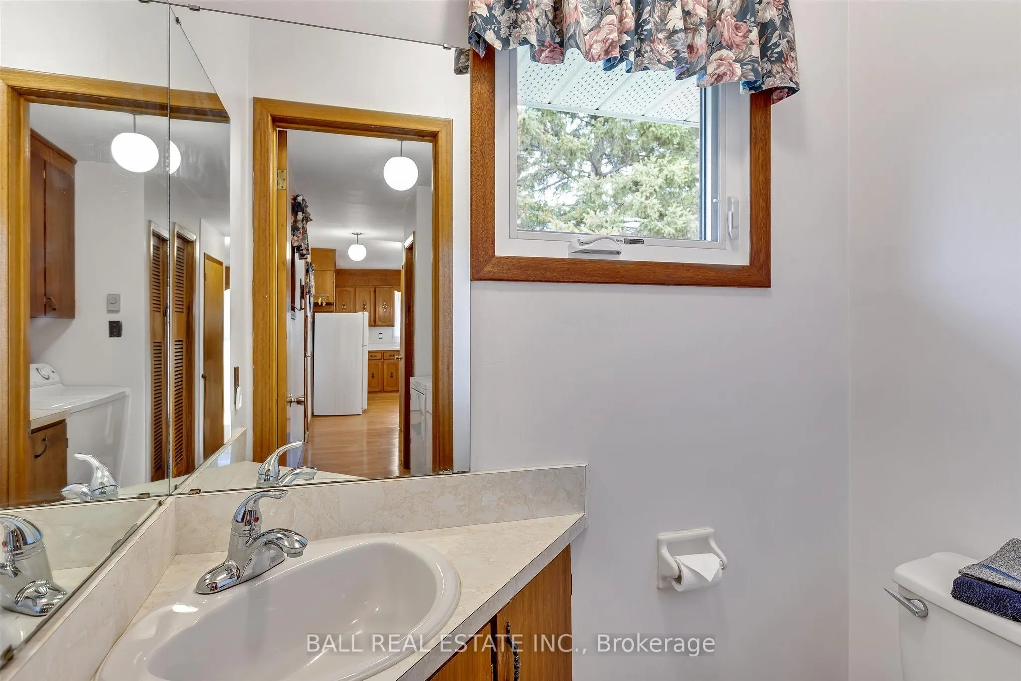 37 County Rd 40 N