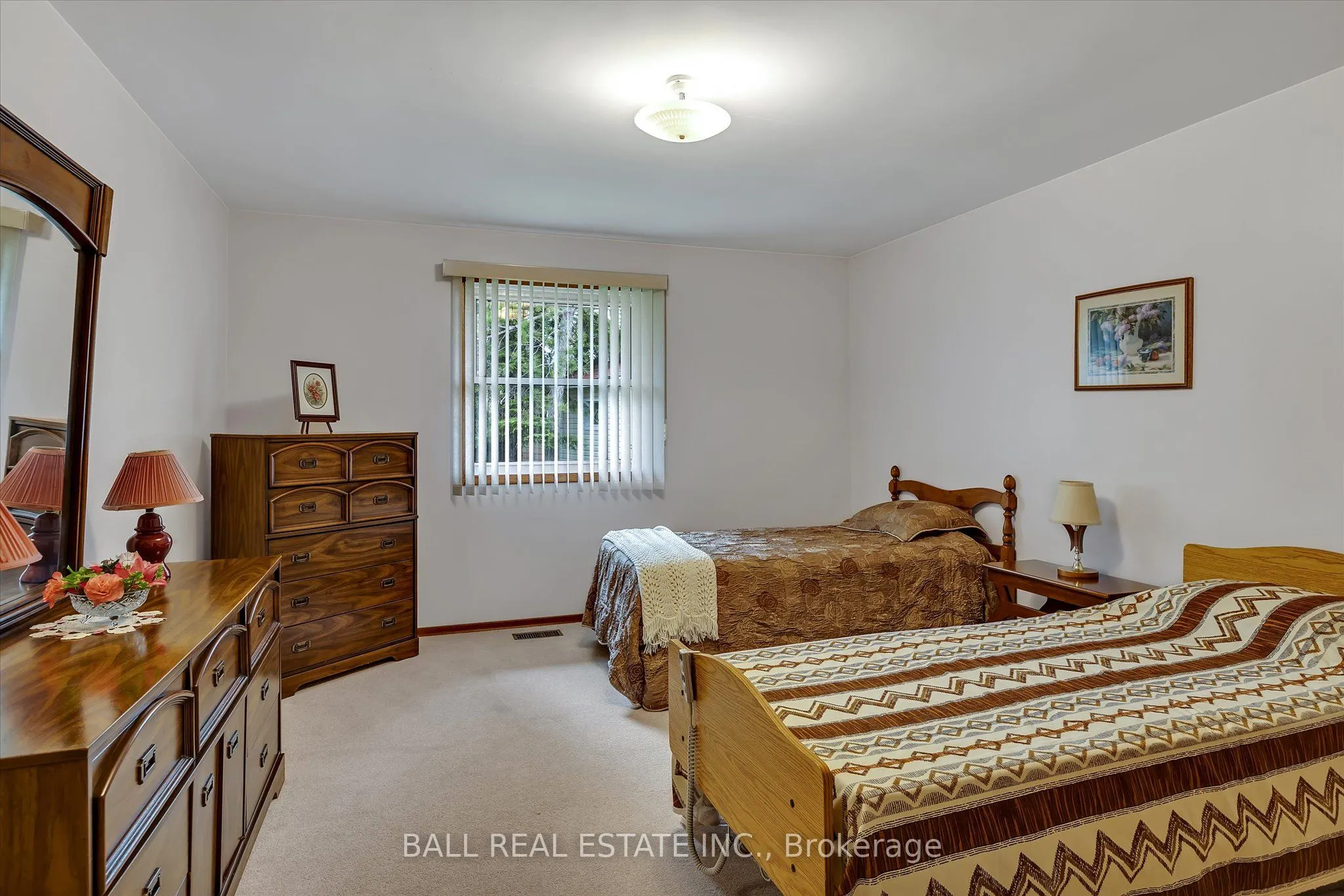 37 County Rd 40 N