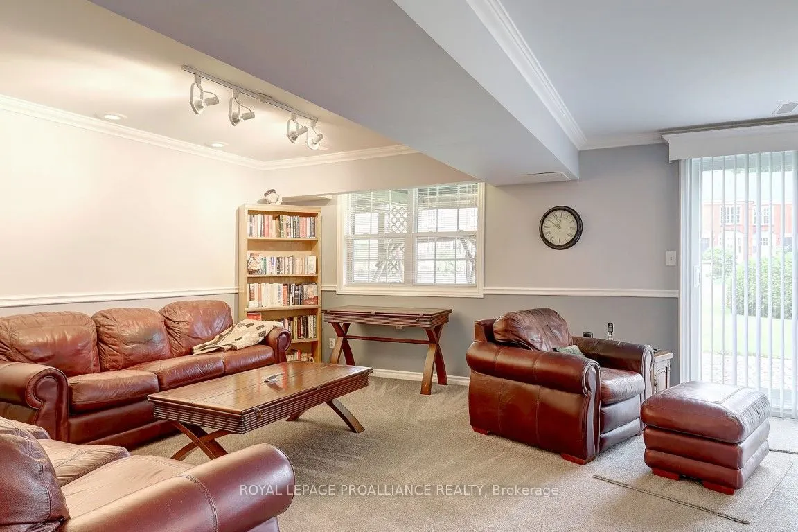 11 COUNTRY CLUB Place, #45