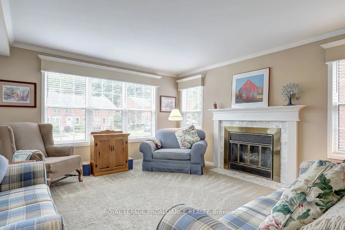 11 COUNTRY CLUB Place, #45