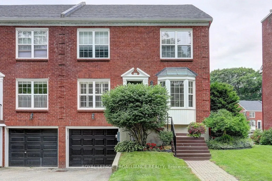 11 COUNTRY CLUB Place, #45