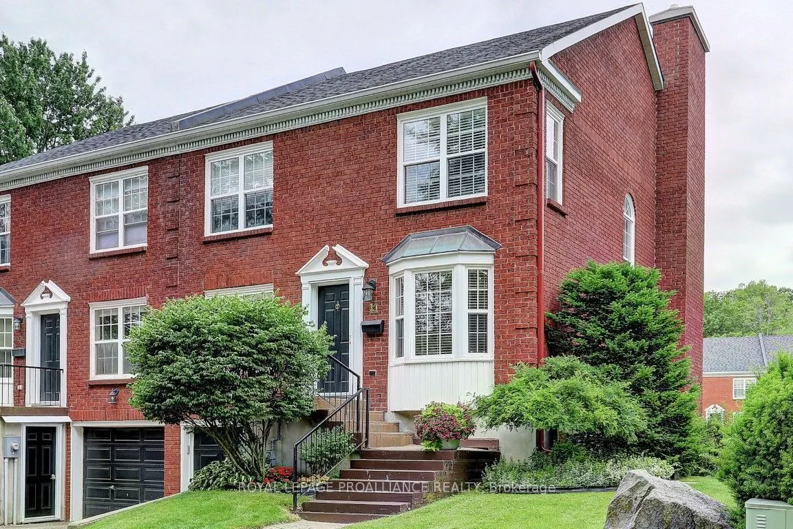 11 COUNTRY CLUB Place, #45