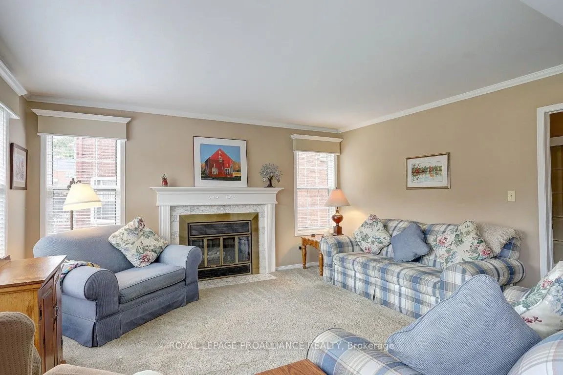11 COUNTRY CLUB Place, #45