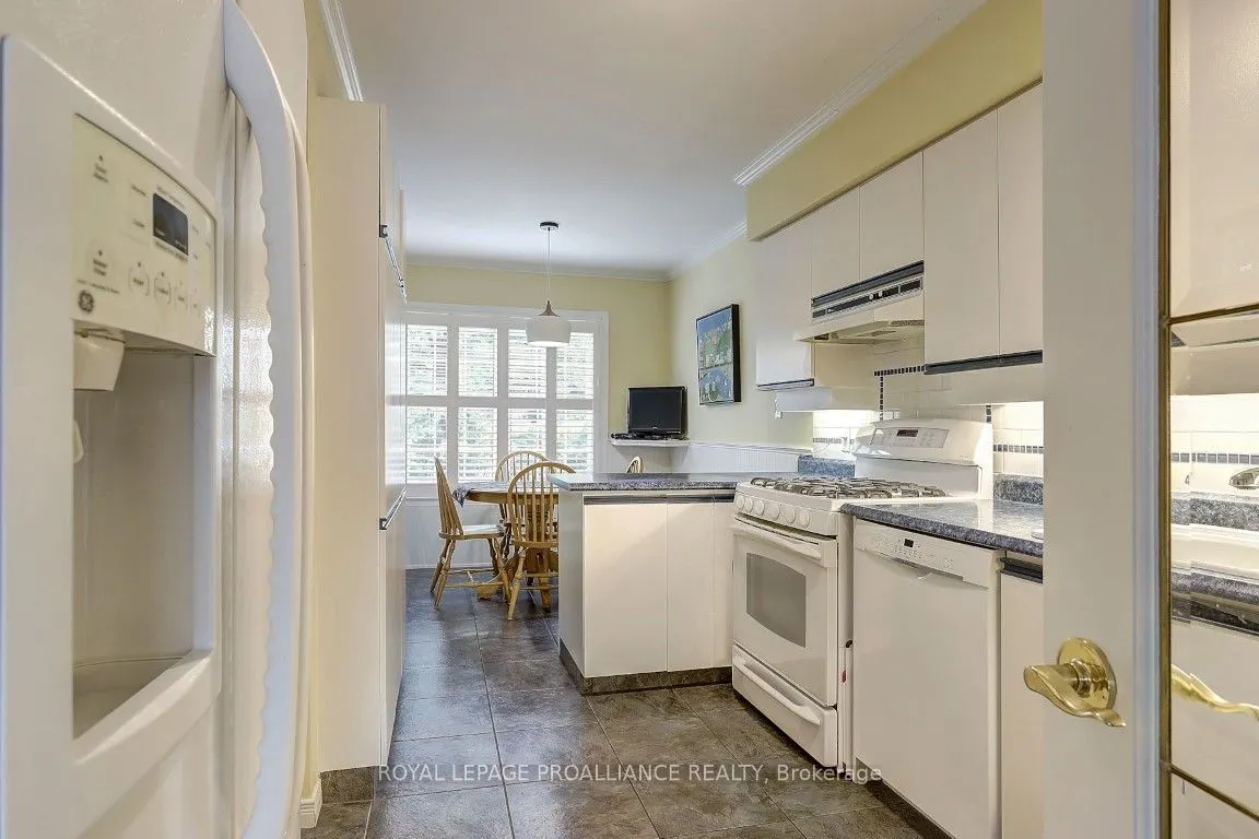 11 COUNTRY CLUB Place, #45