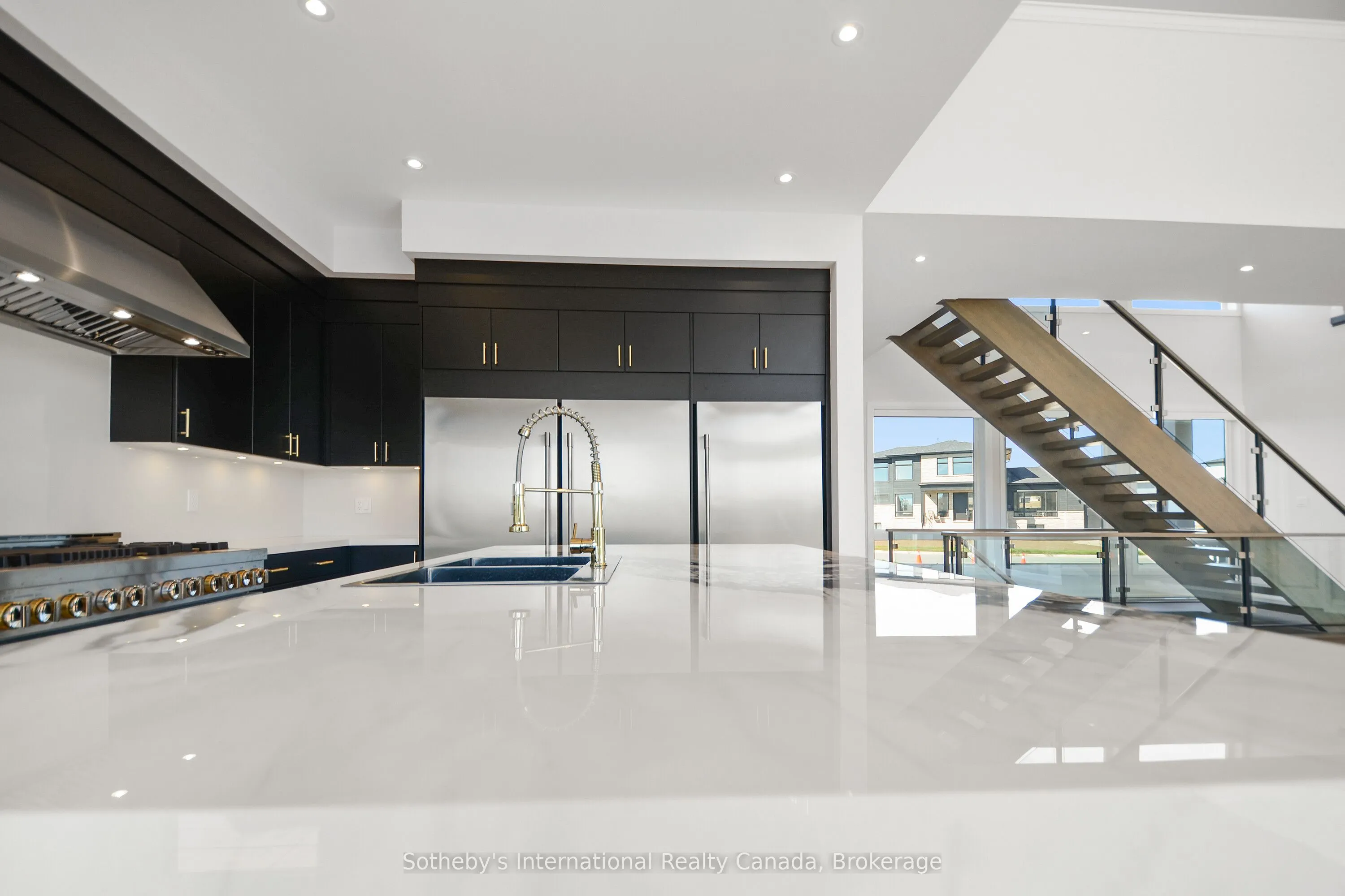 101 Sladden Court