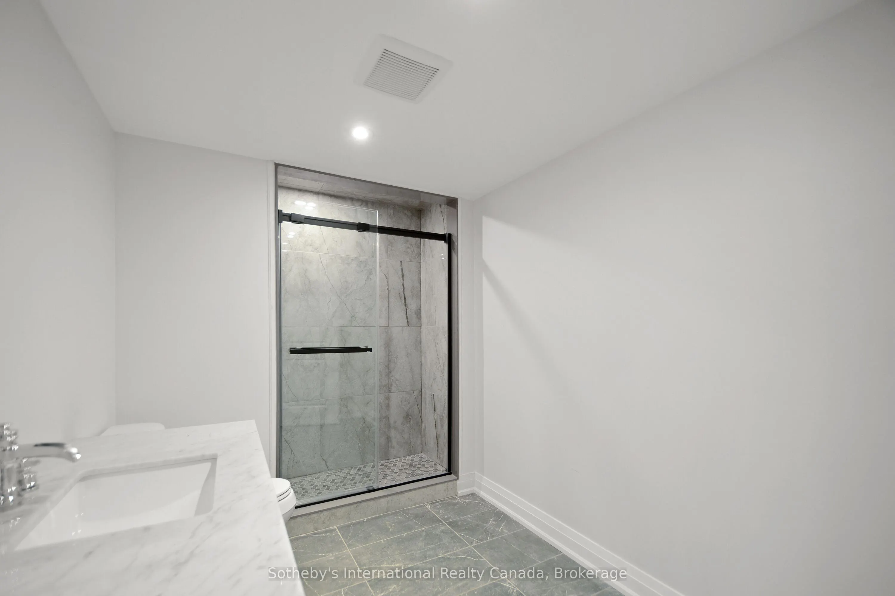101 Sladden Court