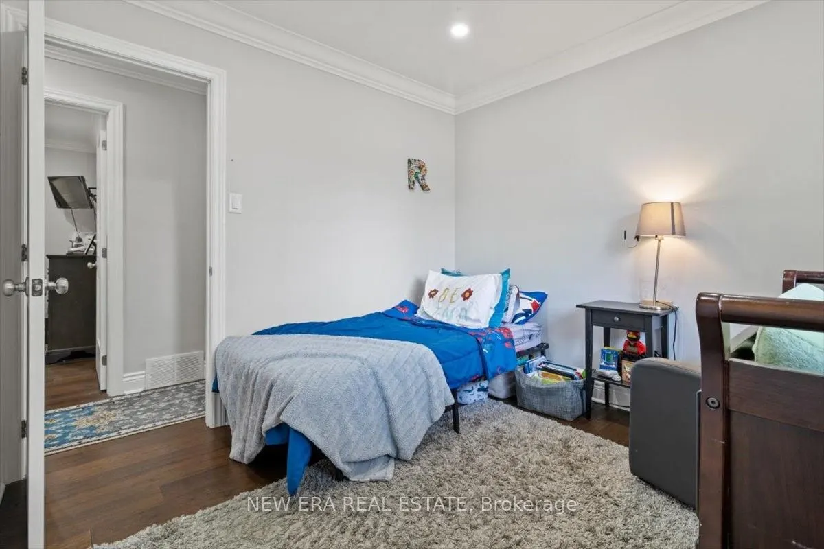 2 Carey Street