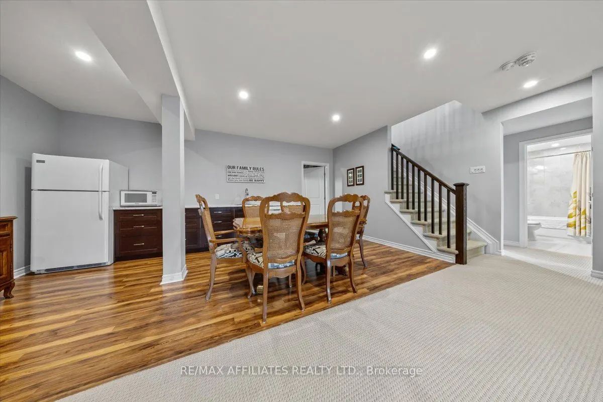 583 Baie Des Castors Street