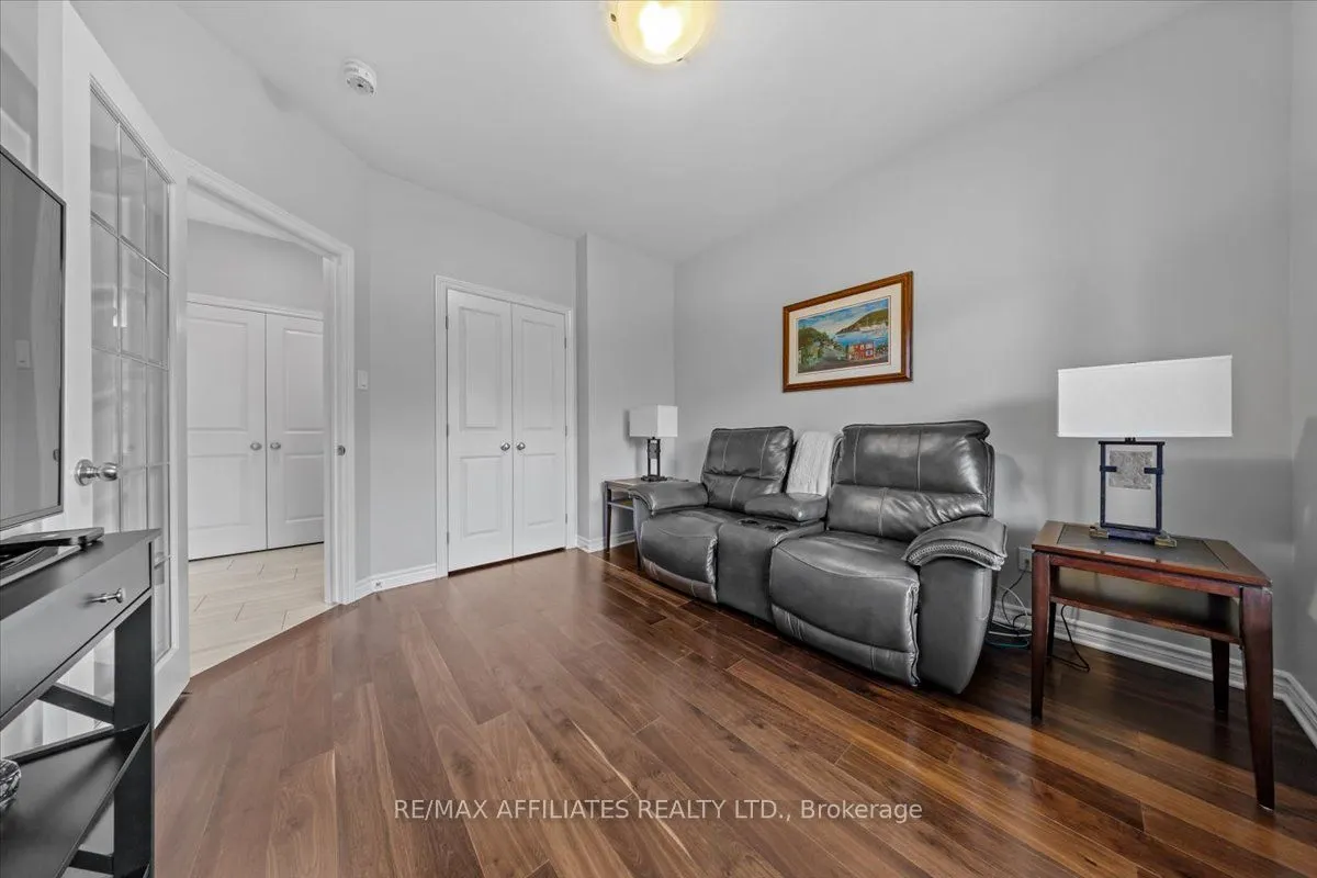 583 Baie Des Castors Street