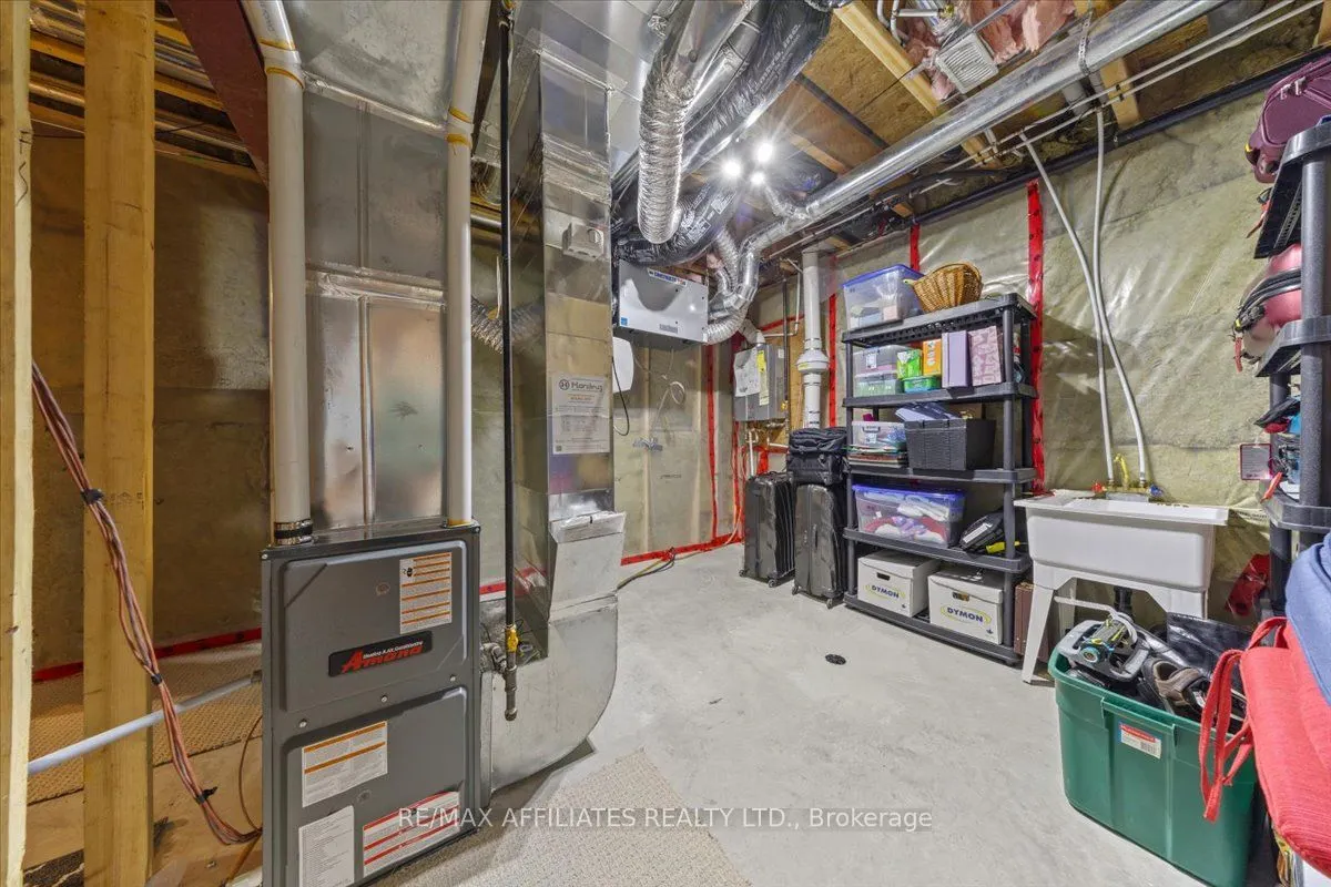 583 Baie Des Castors Street