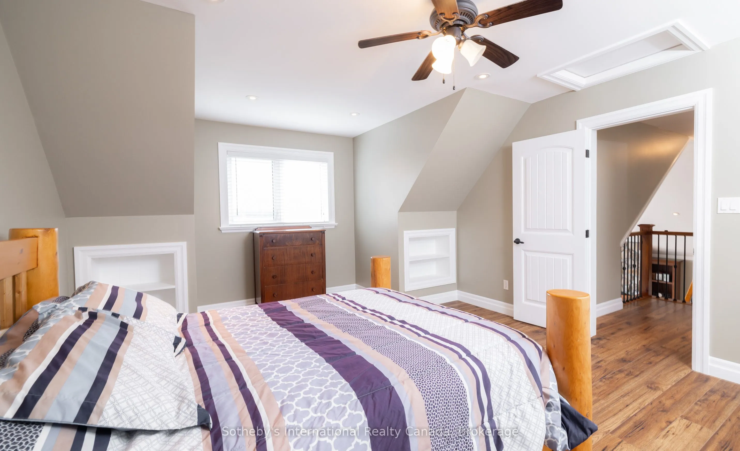 1492 North Shore Road, #2