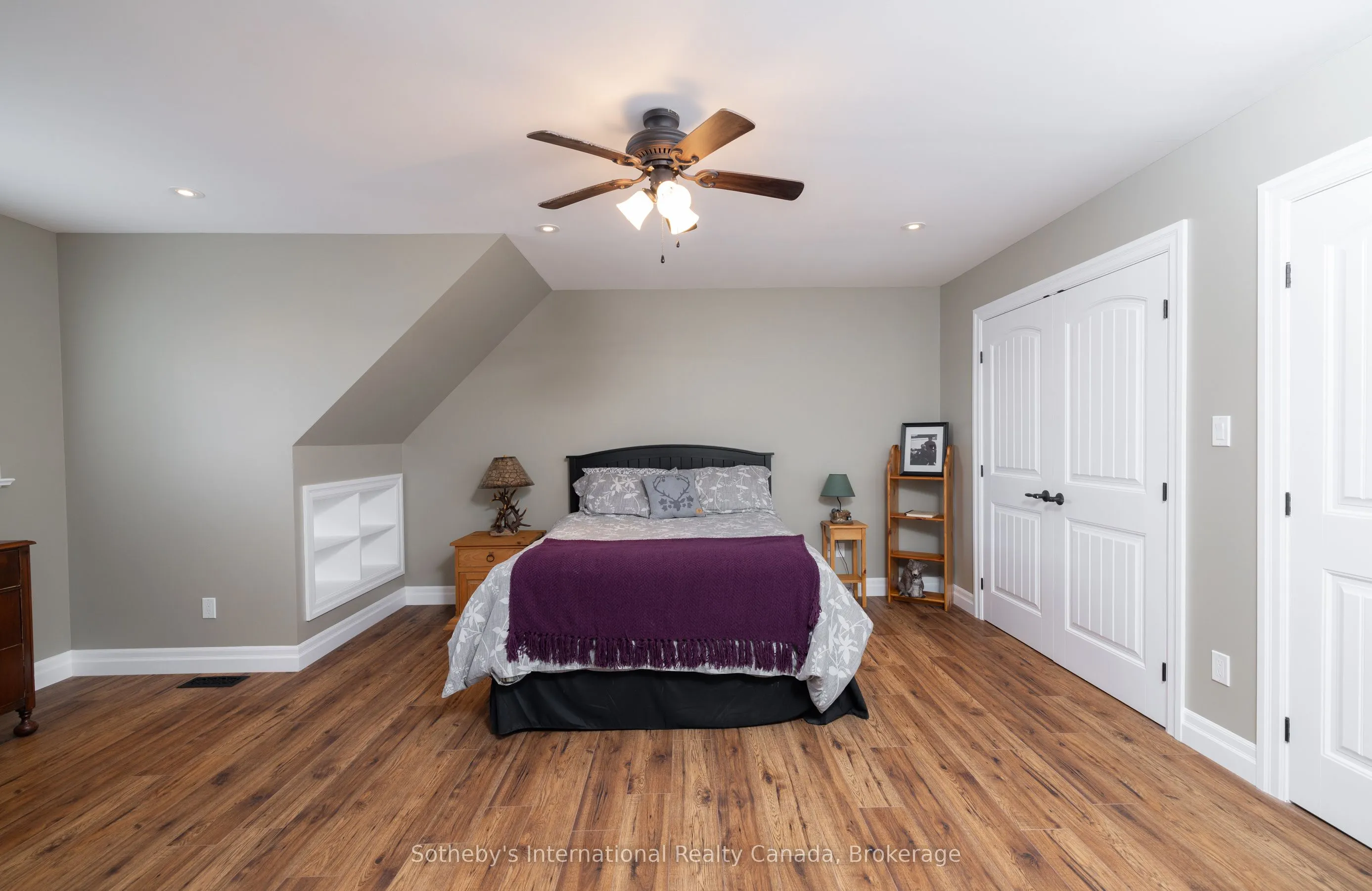 1492 North Shore Road, #2