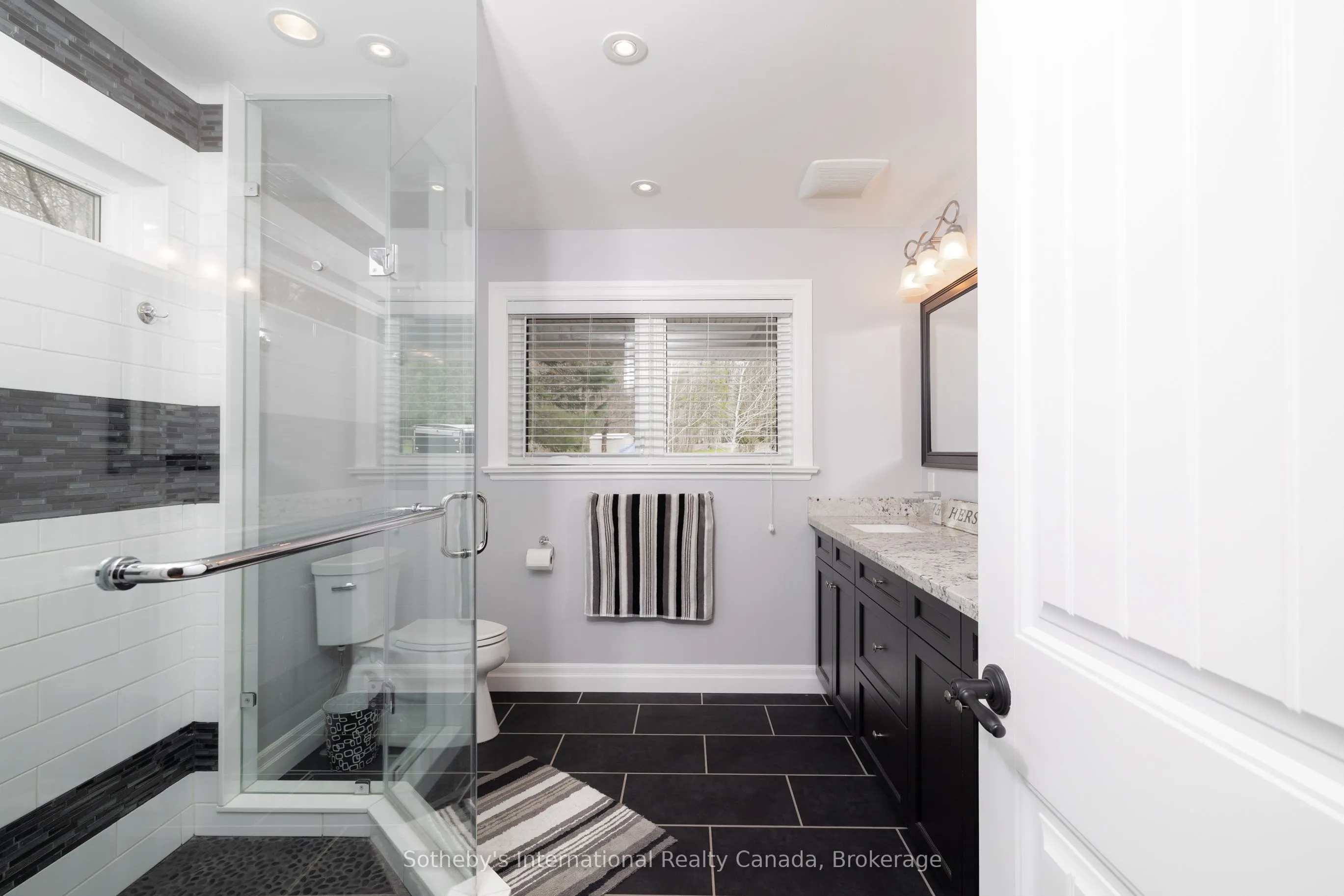 1492 North Shore Road, #2