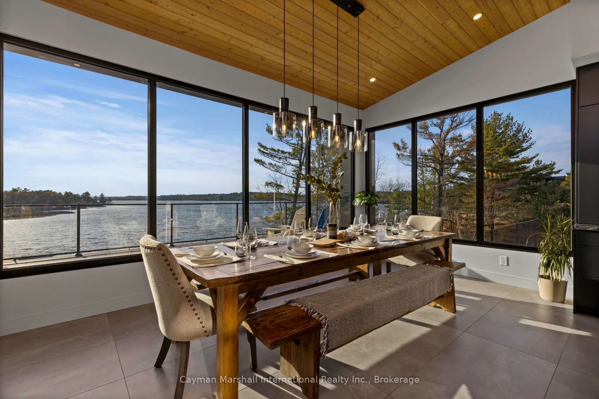 47B GEORGE HUNT MEMORIAL Drive W