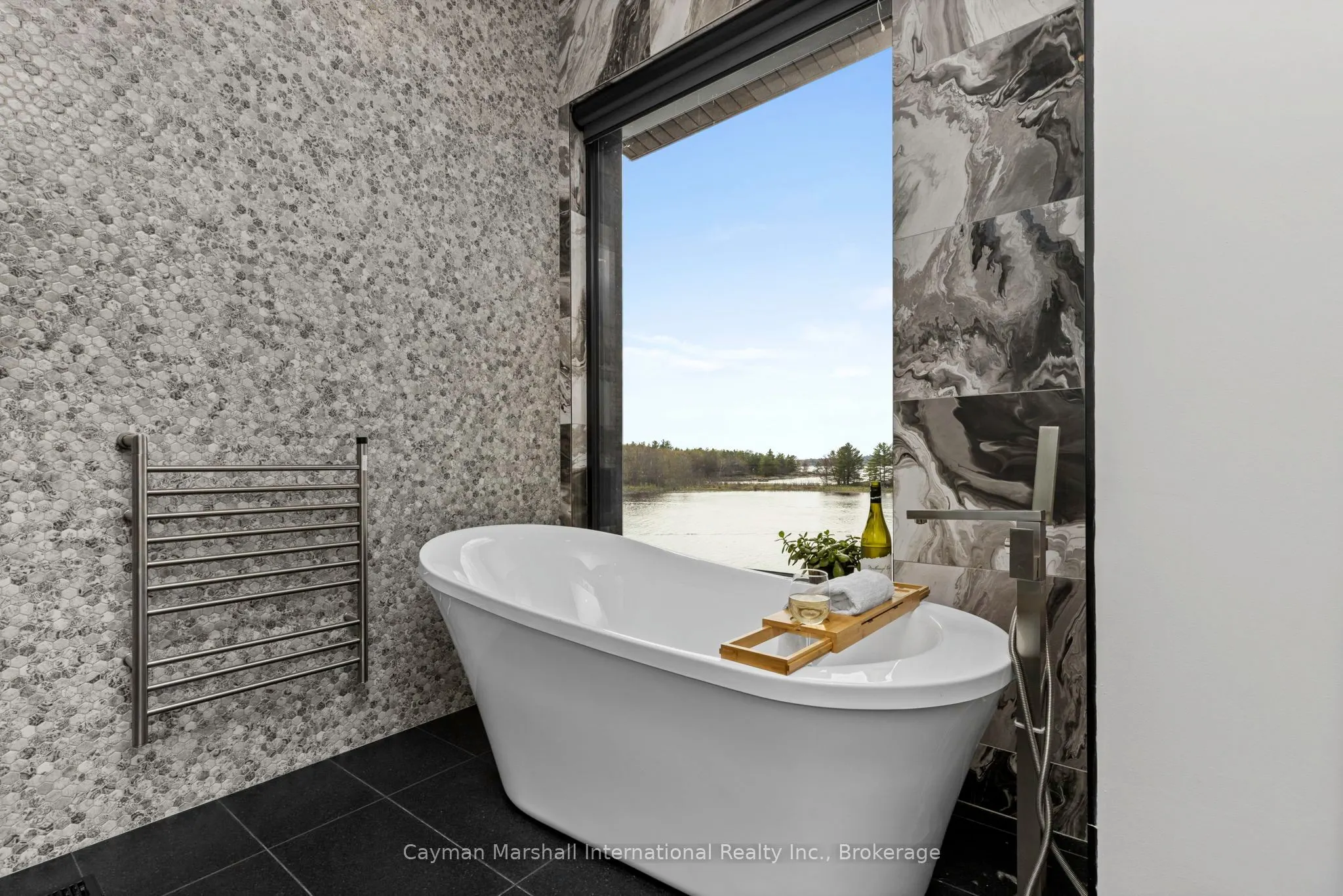 47B GEORGE HUNT MEMORIAL Drive W