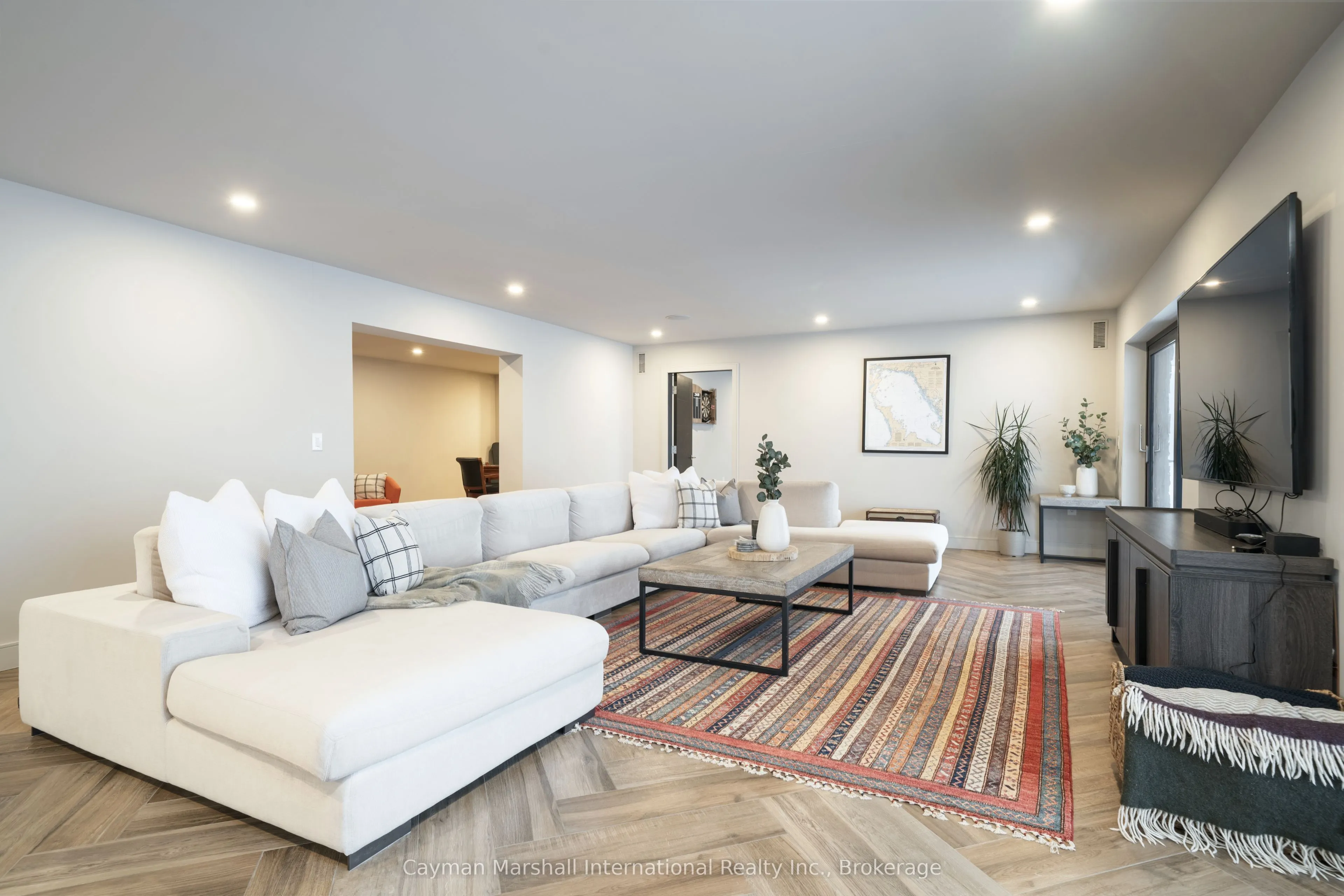 47B GEORGE HUNT MEMORIAL Drive W