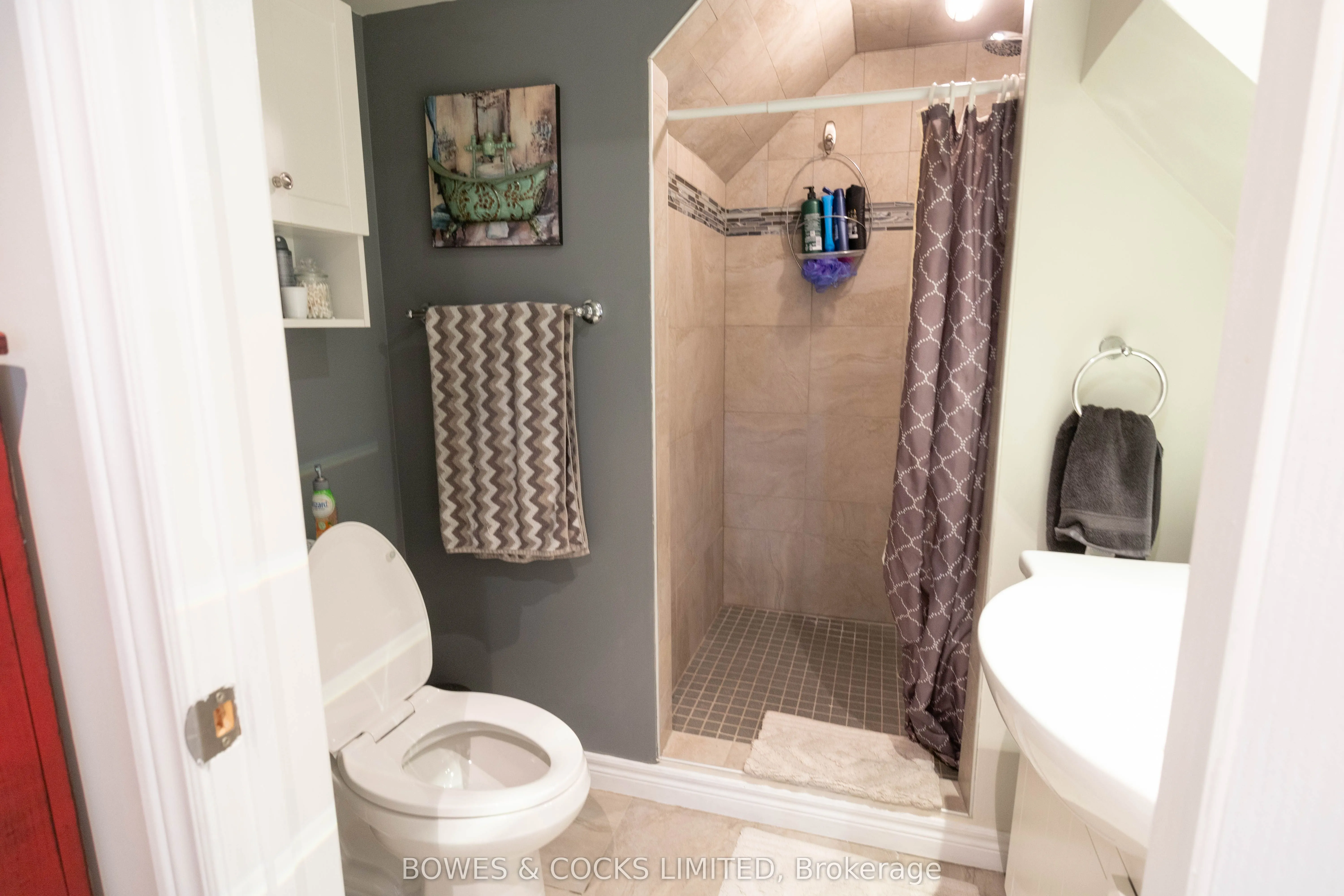 1579 Anstruther Lake Road #18