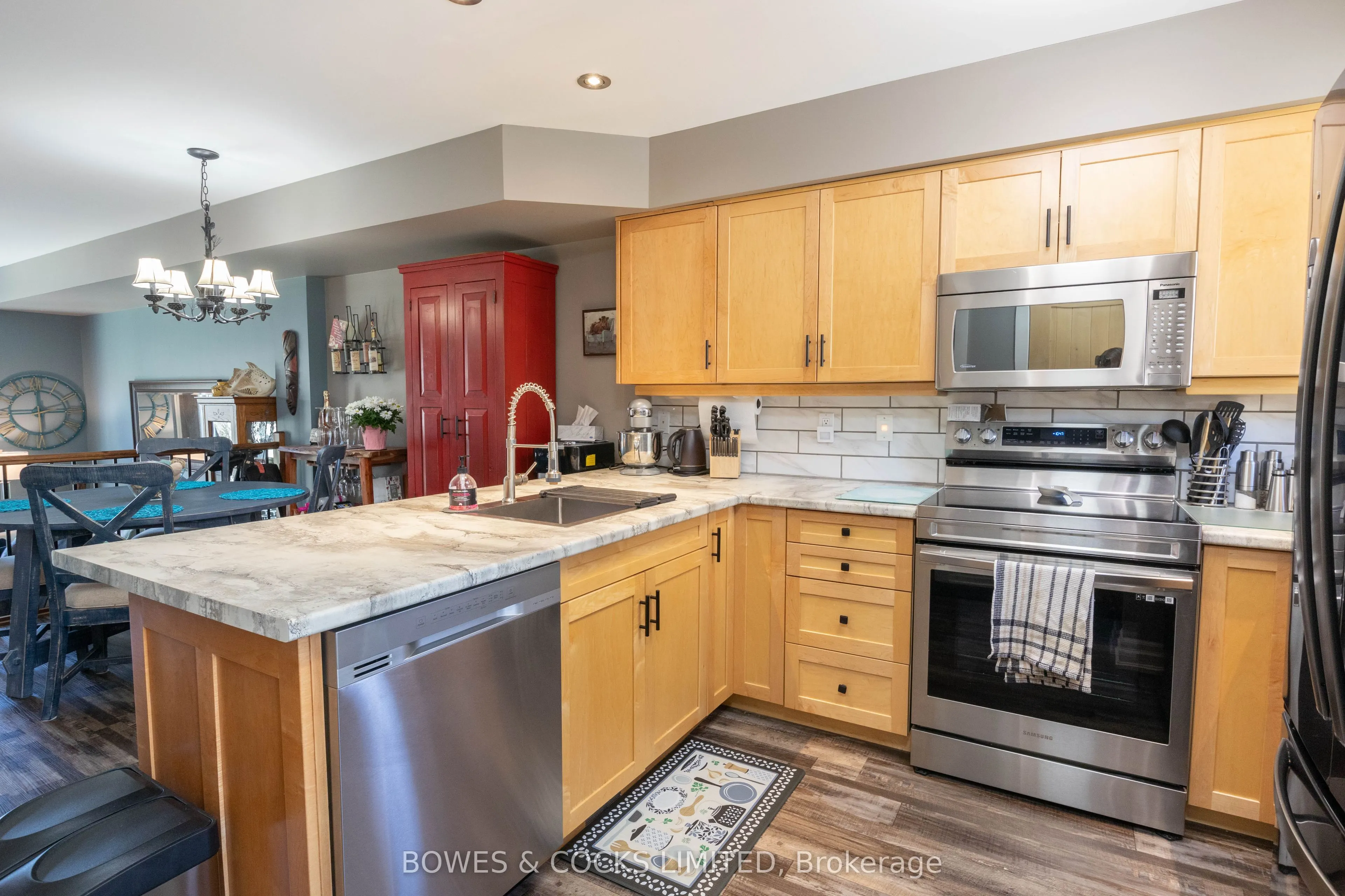 1579 Anstruther Lake Road #18