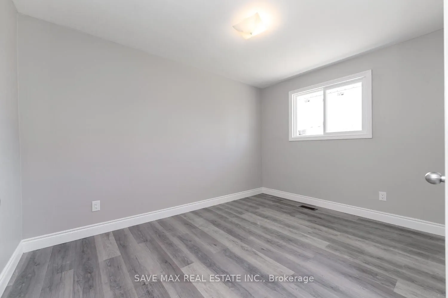34 Garland Place